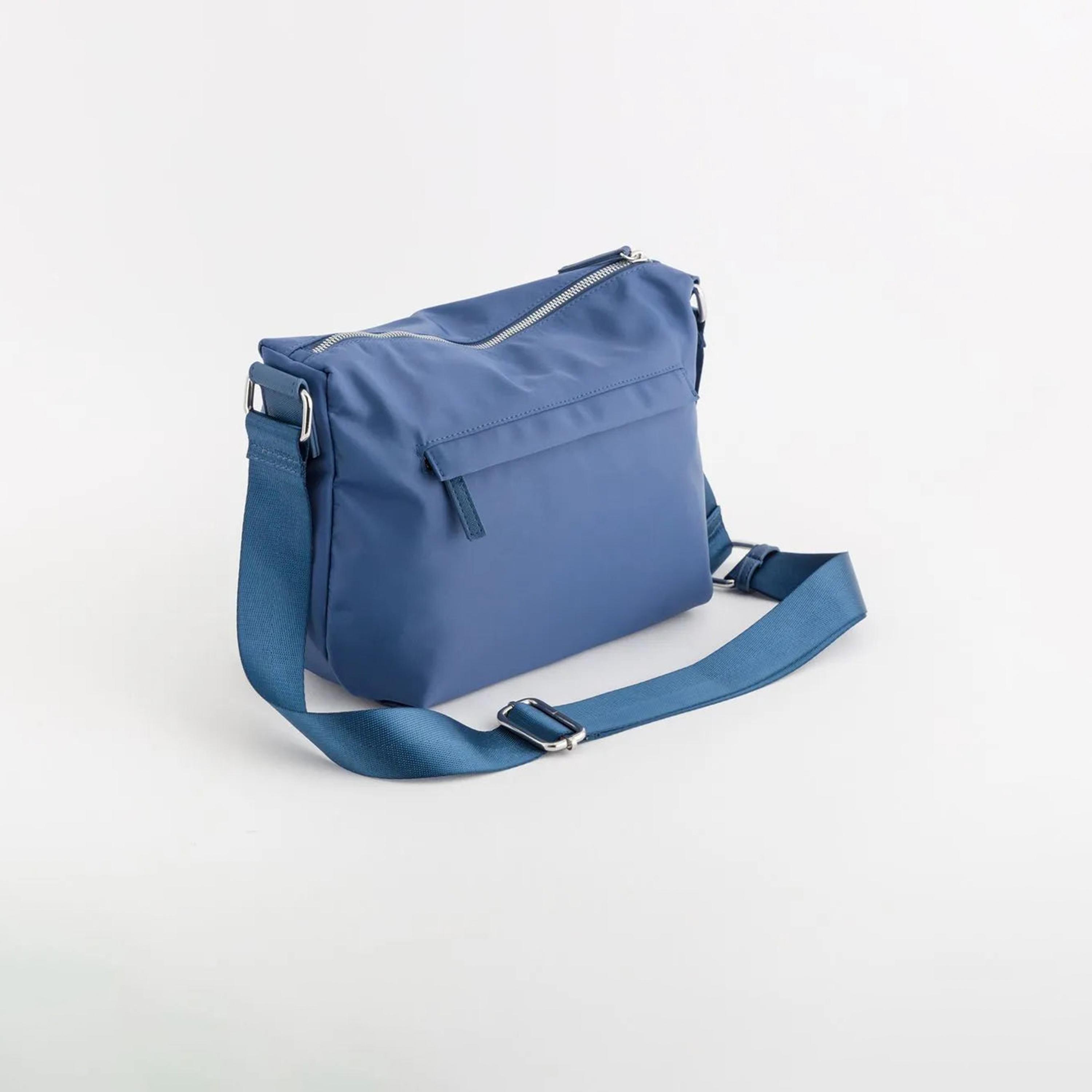 Carpisa Trevis Self Design Handbag with Zipper Closure | 35 x 21 x 7 cm-women-bagsandwallets-handbags-image-4