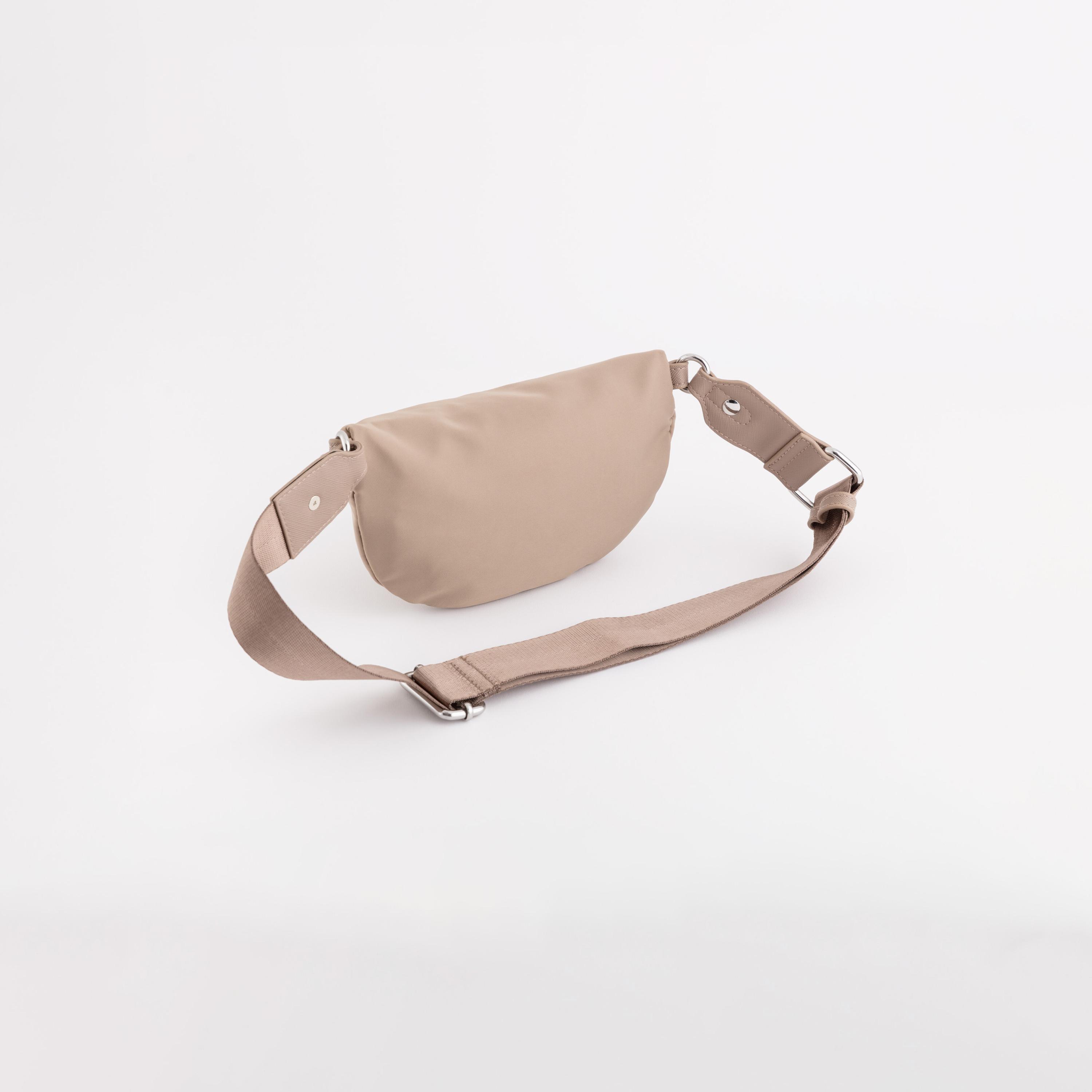 كاربيسا - شنطة خصر تصميم تريفيس الذاتي سحاب إغلاق | 22 × 13 × 0 سم-women-bagsandwallets-handbags-image-2