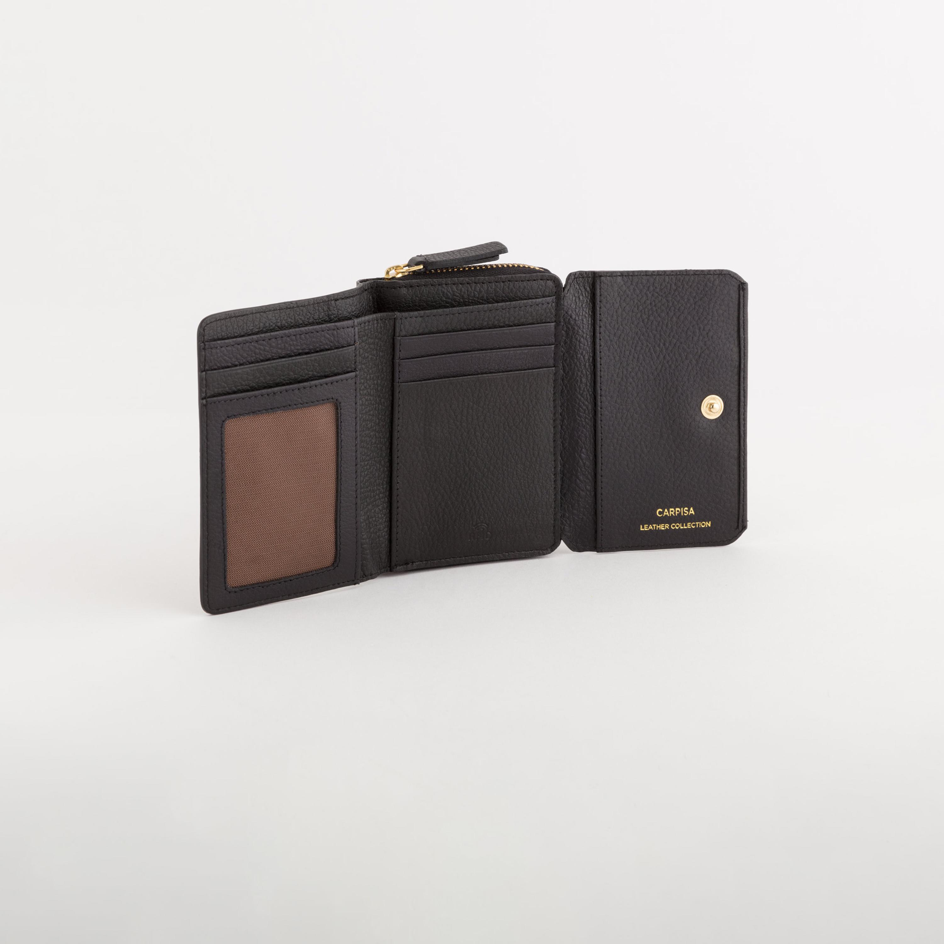 Carpisa Delta Winter Self Design Leather Wallet with Magnetic Closure | 13 x 9.50 x 2.50 cm-women-bagsandwallets-wallets-image-2