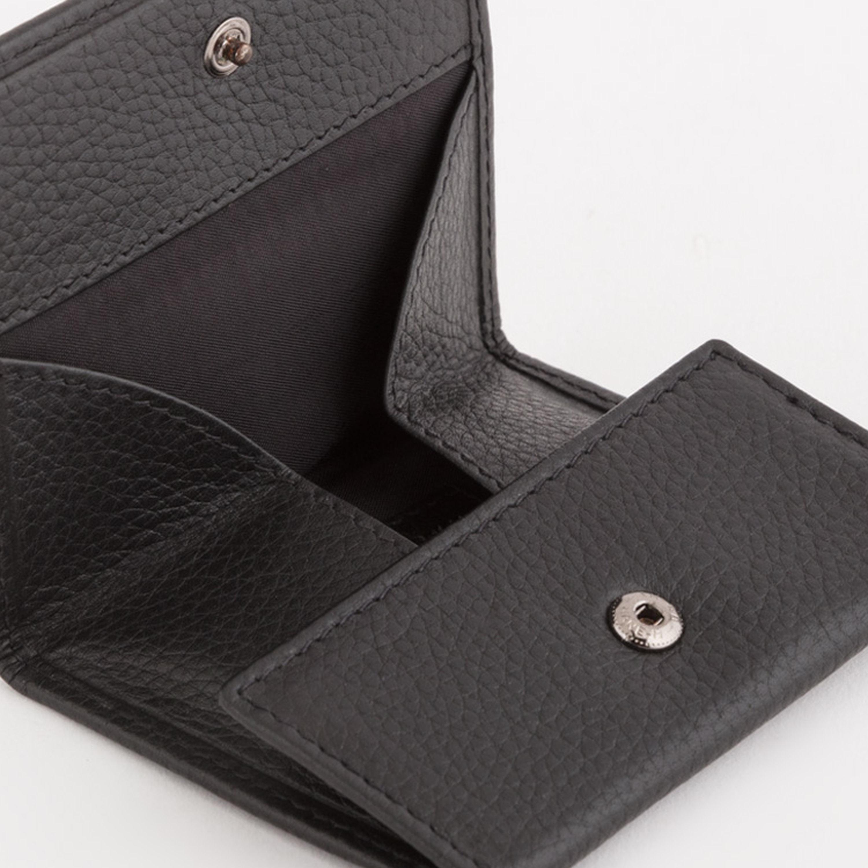 Carpisa Mark Self Design Wallet with Fold Closure | 9 x 7.50 x 1.50 cm-men-beltsandwallets-wallets-image-3