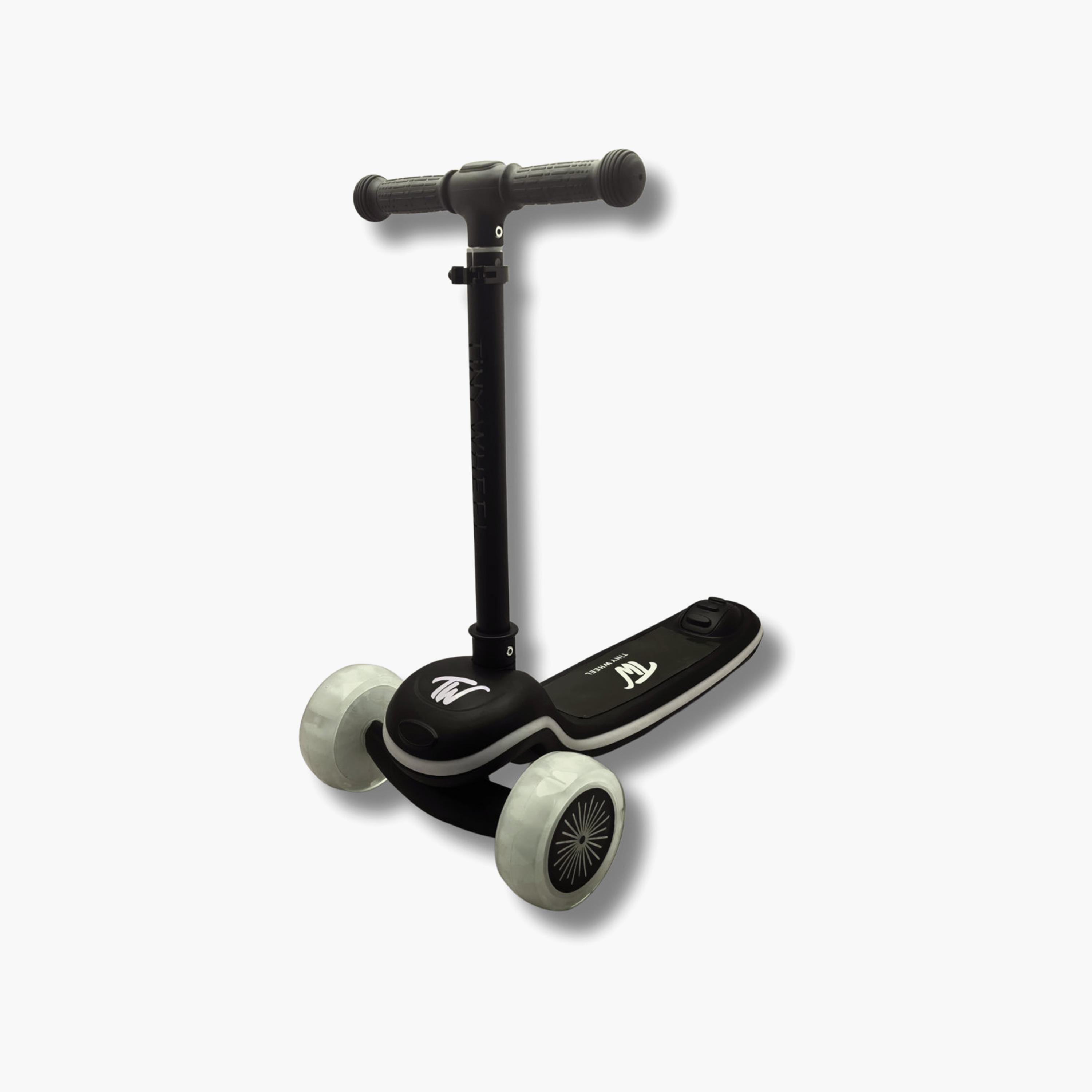 سكوتر مضيء من تايني وييلز - أسود-toys-outdoor-scooters-image-3