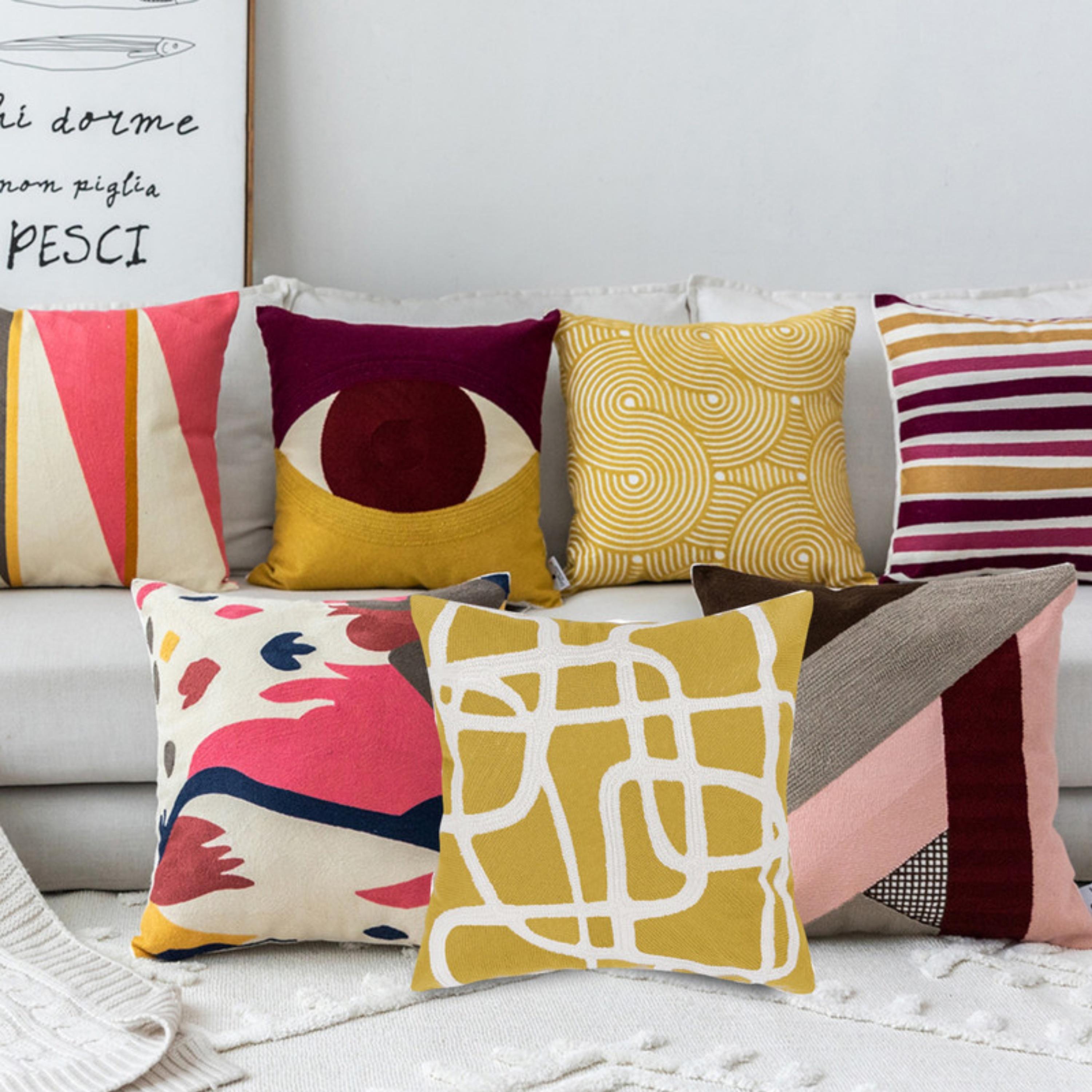 طقم غطاء وسادة بنمط الريش-household-cushionsandthrows-cushioncovers-image-100