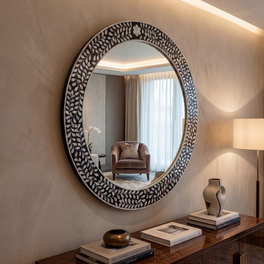 Iris Mirror - 90x90 cm