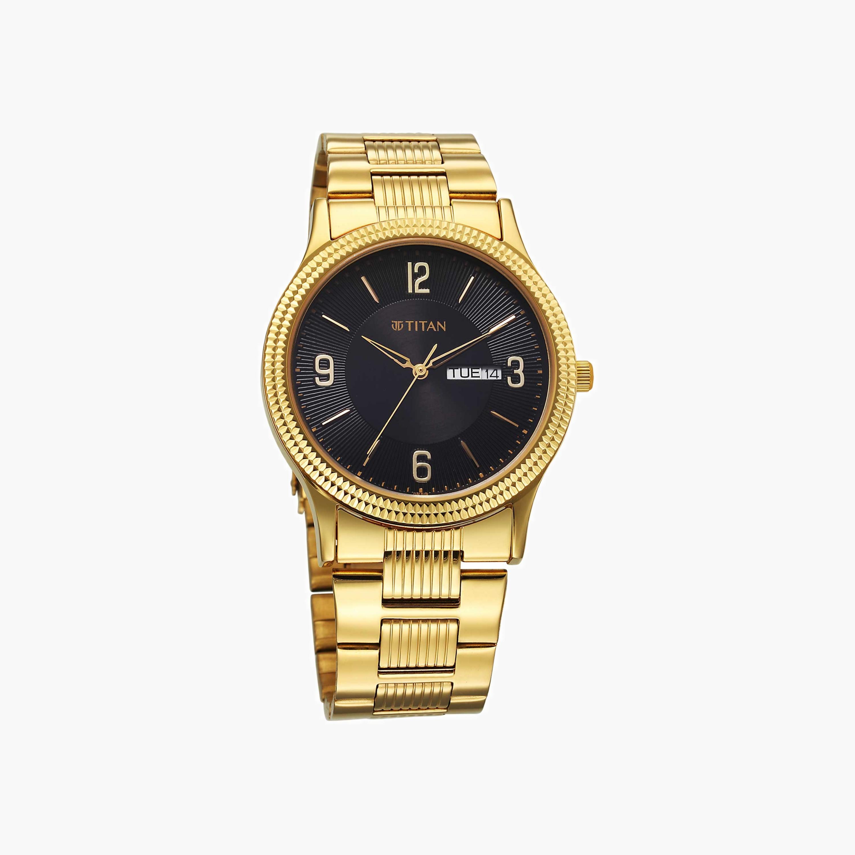 Titan Textured Bezel Analogue Watch-men-watchesandjewellery-watches-image-1