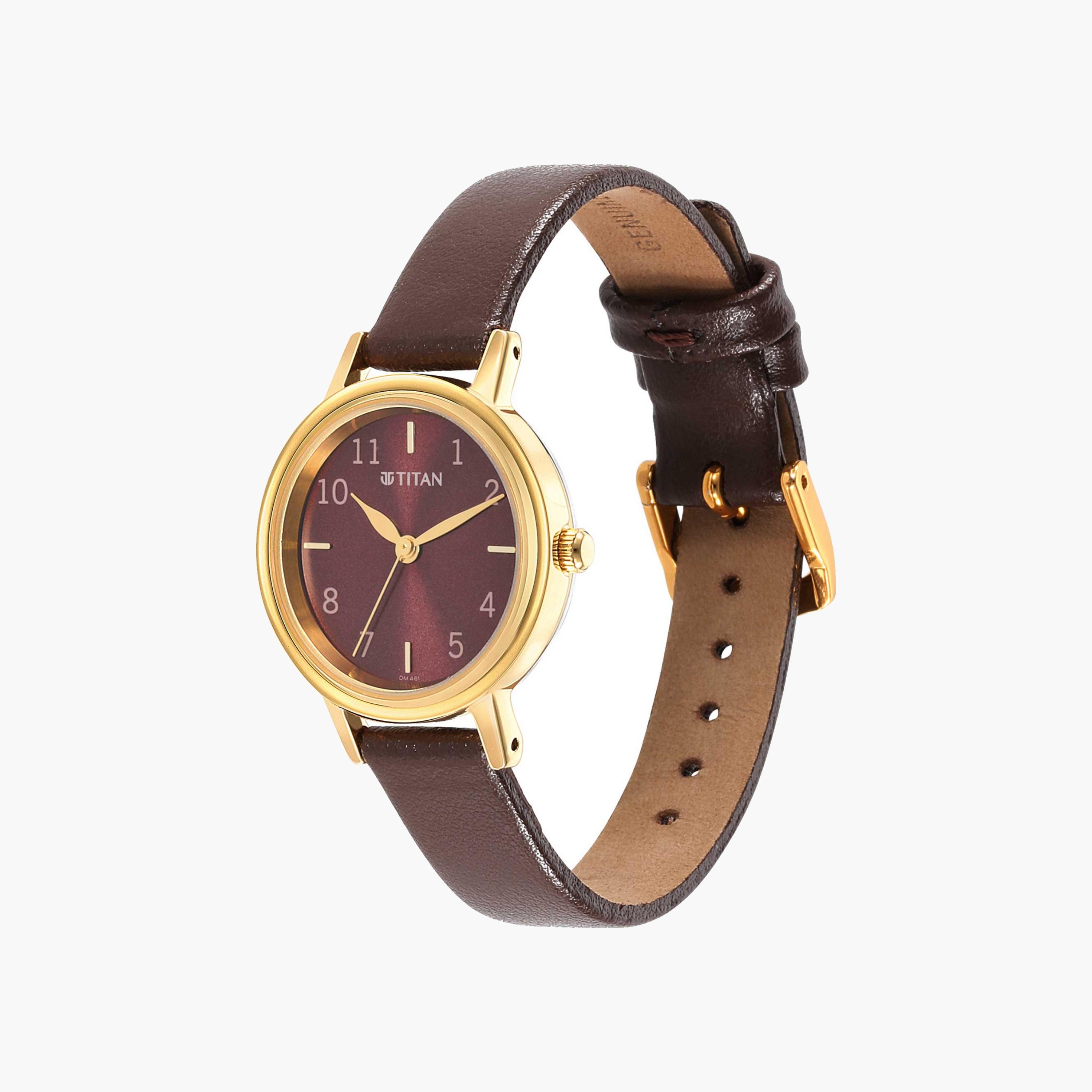 ساعة تيتان بعقارب وسوار جلدي للنساء-women-watchesandjewellery-watches-image-3