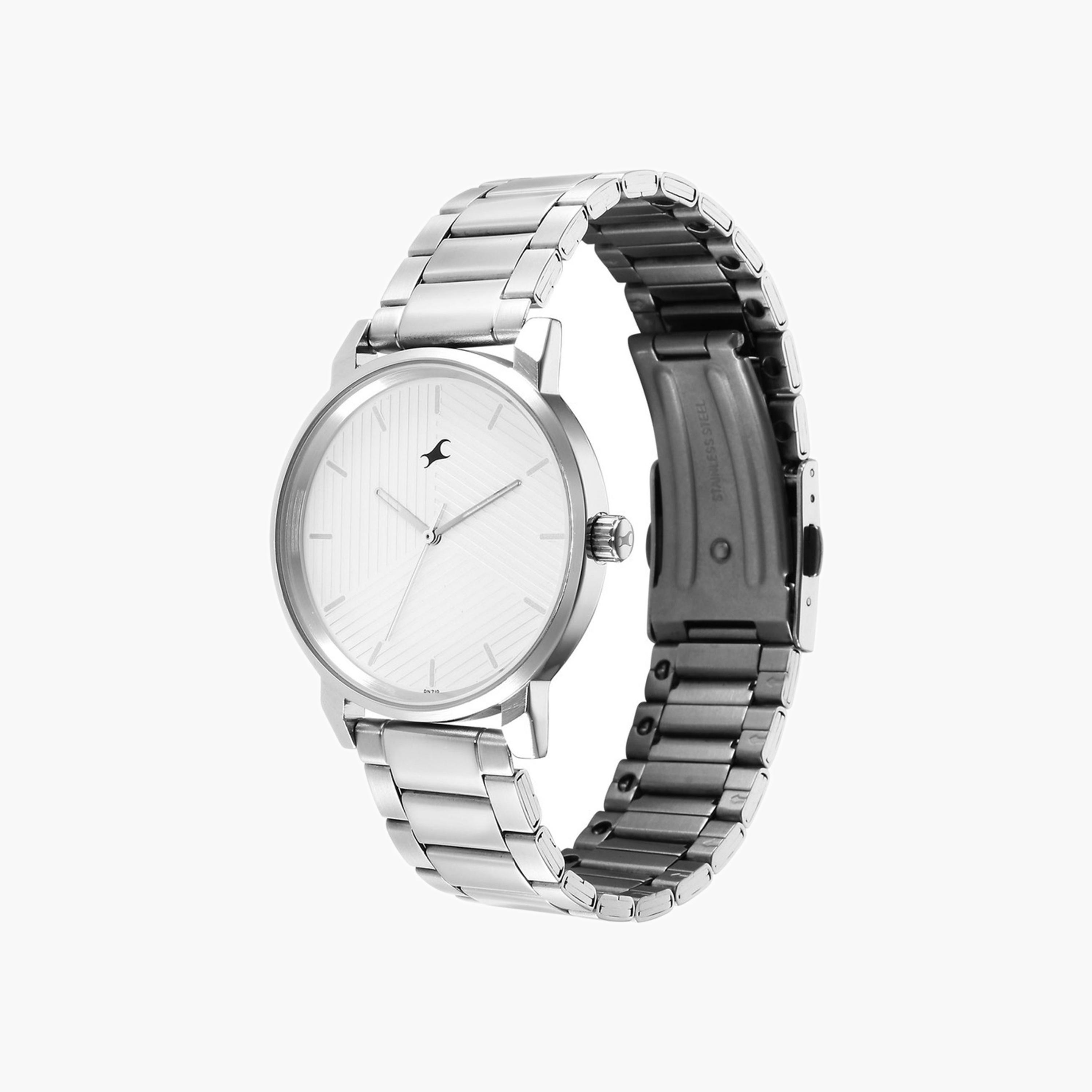 Fastrack Textured Dial Analogue Watch-men-watchesandjewellery-watches-image-2