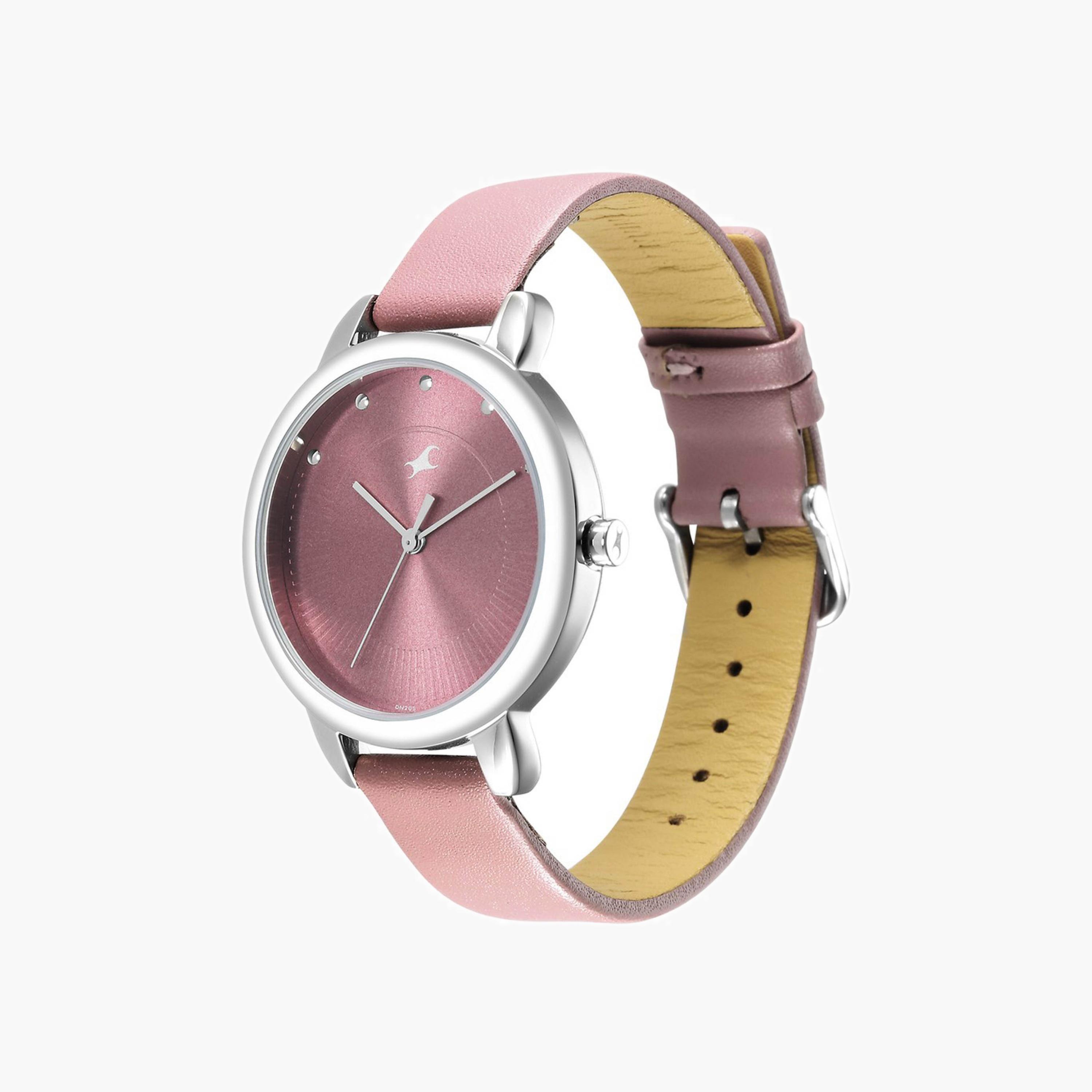 Textured Dial Analogue Watch-women-watchesandjewellery-watches-image-4