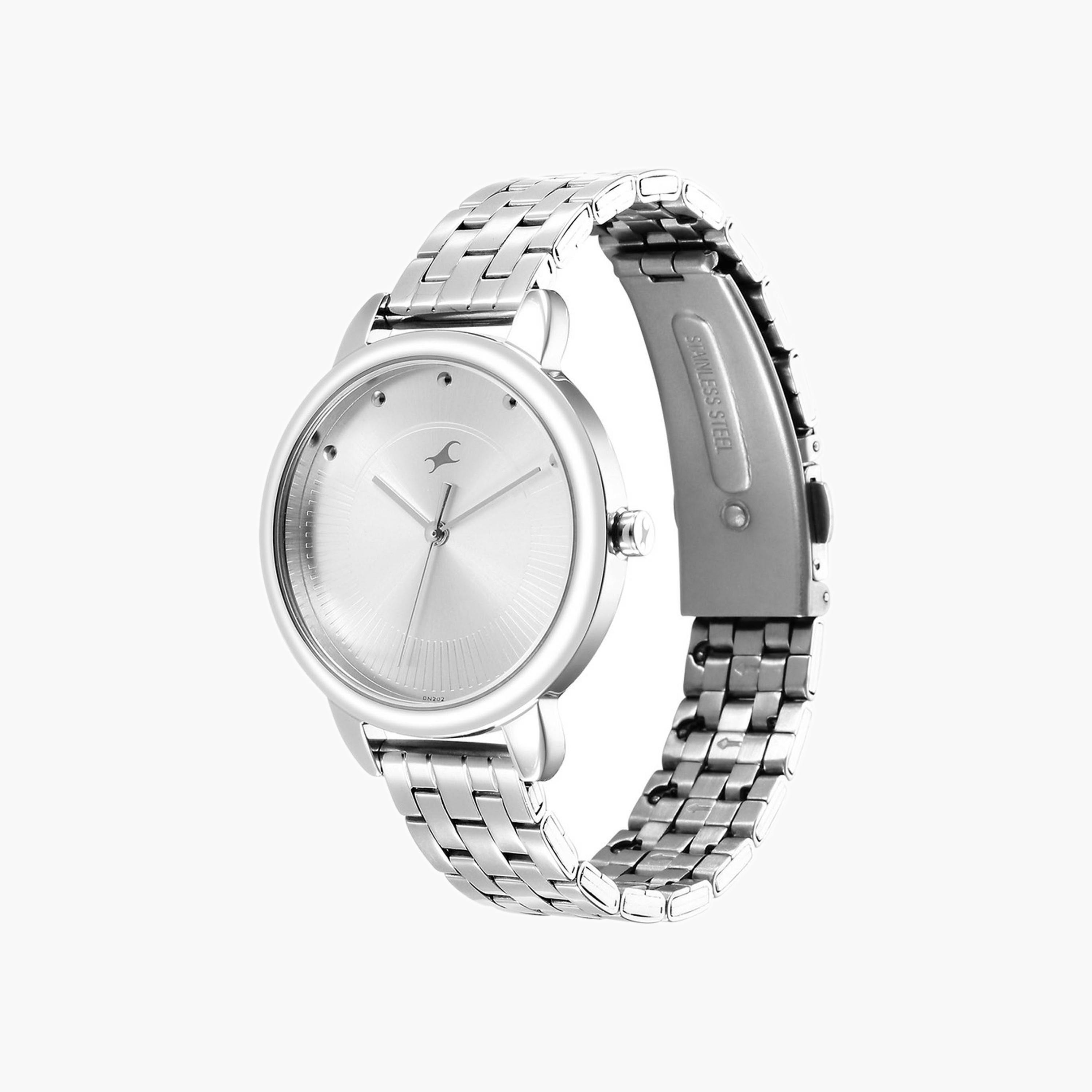 Metal Analogue Watch-women-watchesandjewellery-watches-image-4