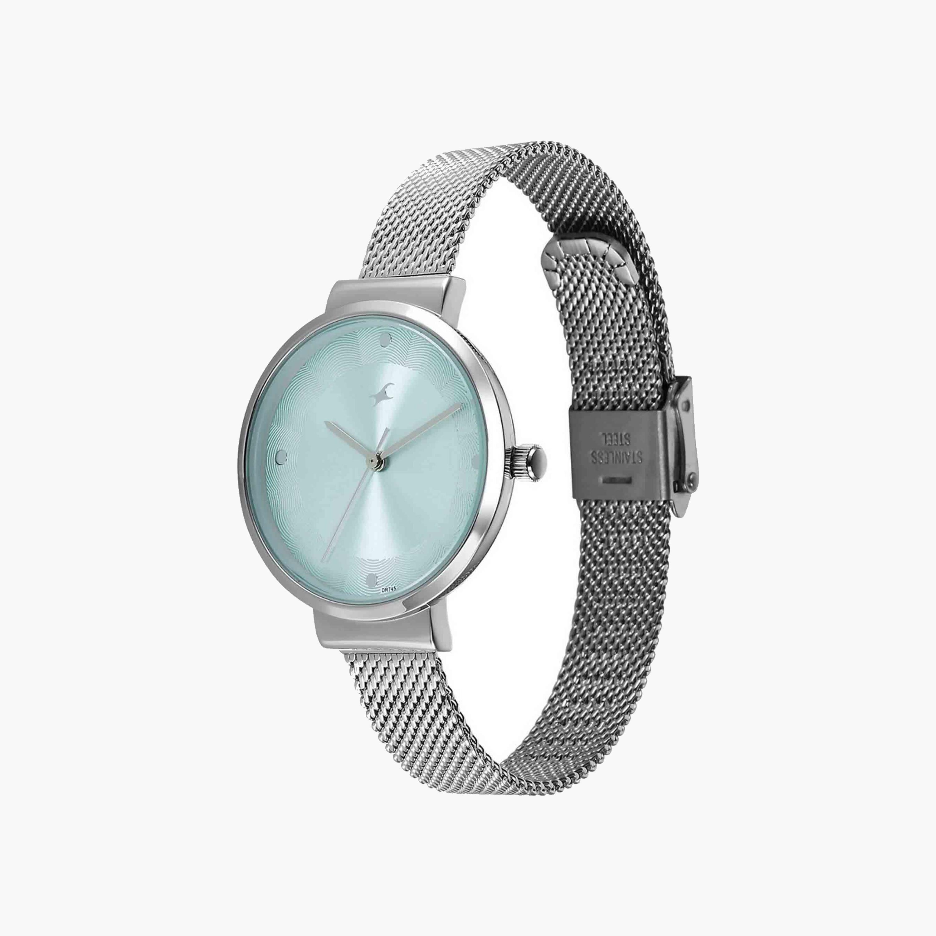 Fastrack Green Round Dial Mesh Strap Watch-women-watchesandjewellery-watches-image-4