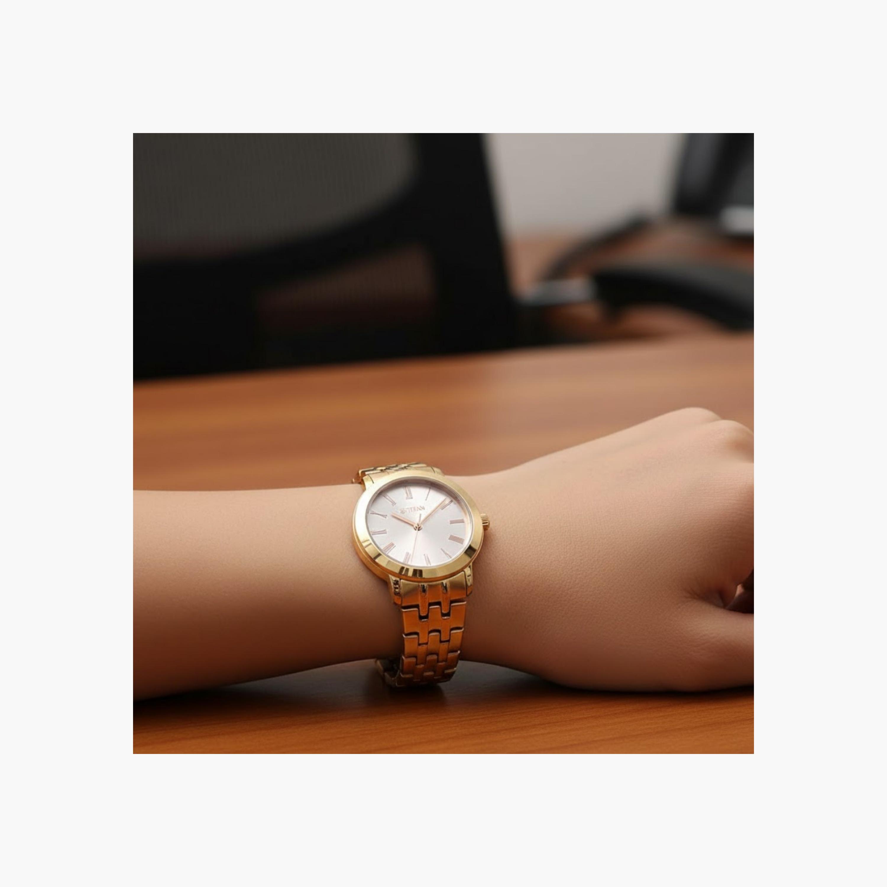 ساعة تيتان بعقارب للنساء-women-watchesandjewellery-watches-image-7