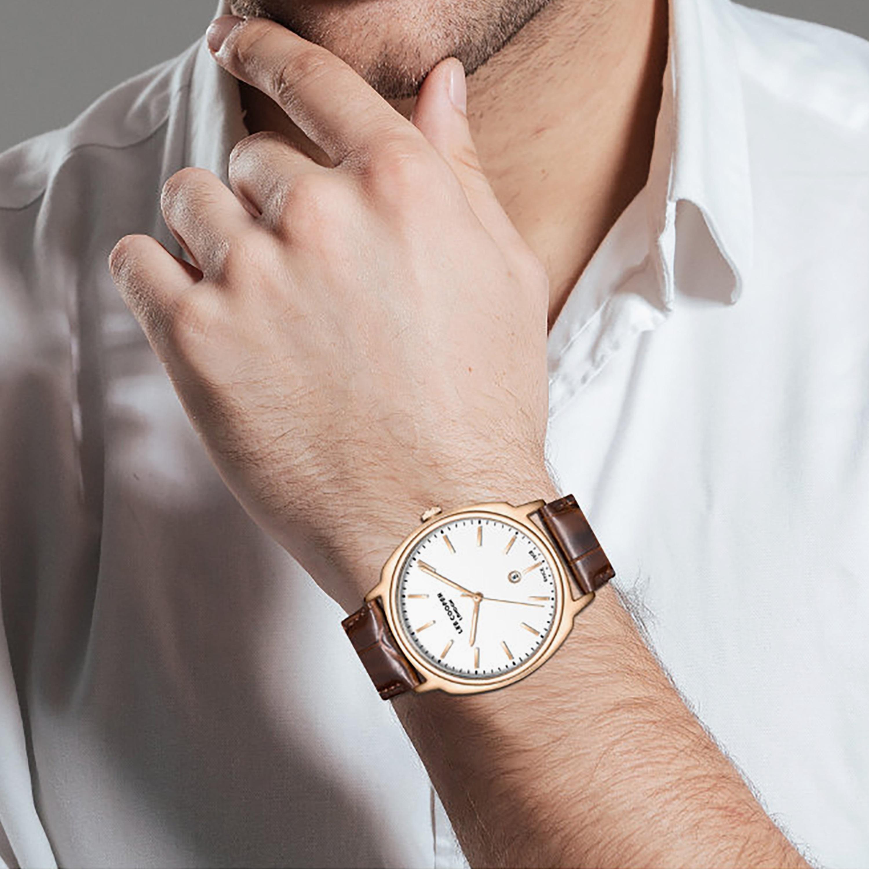 ساعة أنالوج جلد باللون البني 41 مم للرجال من لي كوبر | LC08248.432-men-watchesandjewellery-watches-image-2
