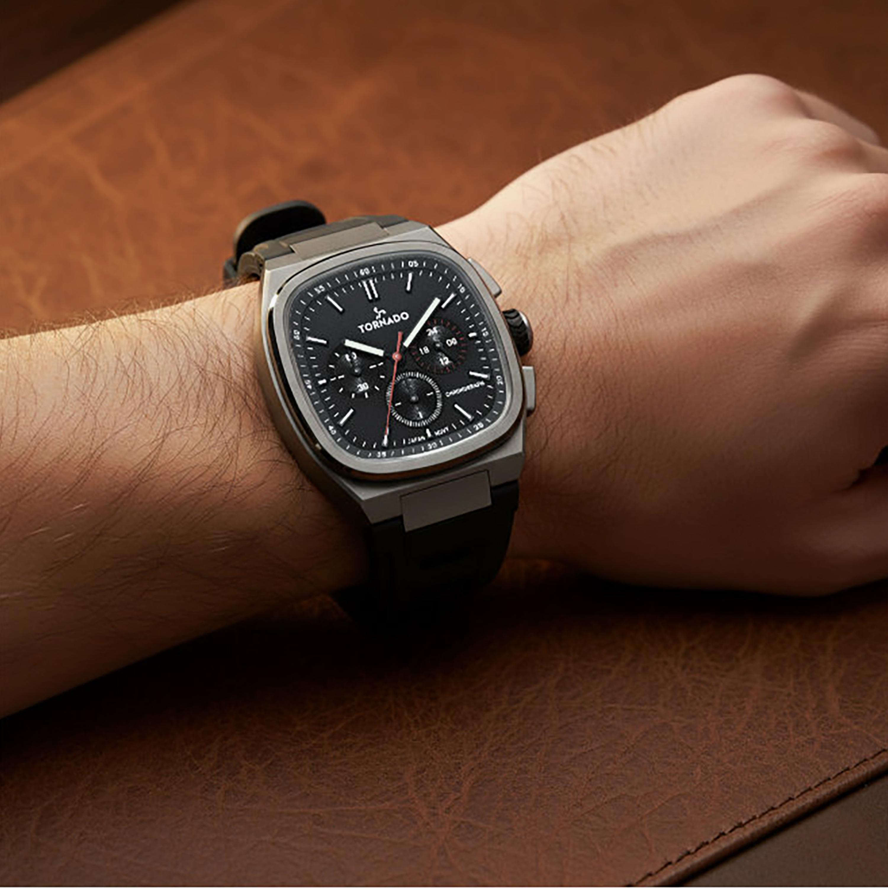 ساعة تورنادو الرجالية، مقاس 42 مم، كرونوغراف أسود، مصنوعة من المطاط | T26102-XRBB-men-watchesandjewellery-watches-image-7