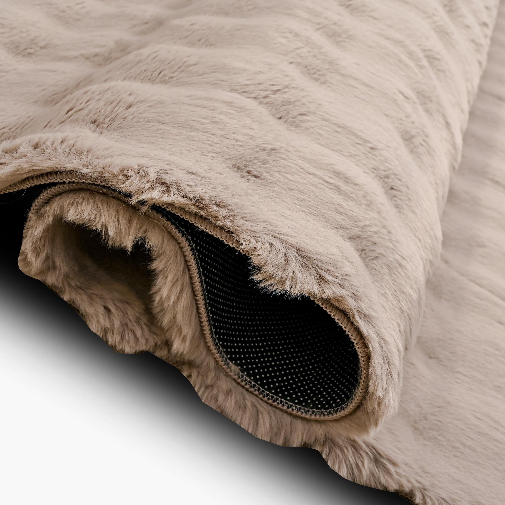 Bubble Rabbit Pebbles Shaggy Fur Rug - 160x230 cm-hbxdecorandfurnishings-floorcoverings-rugs-image-3