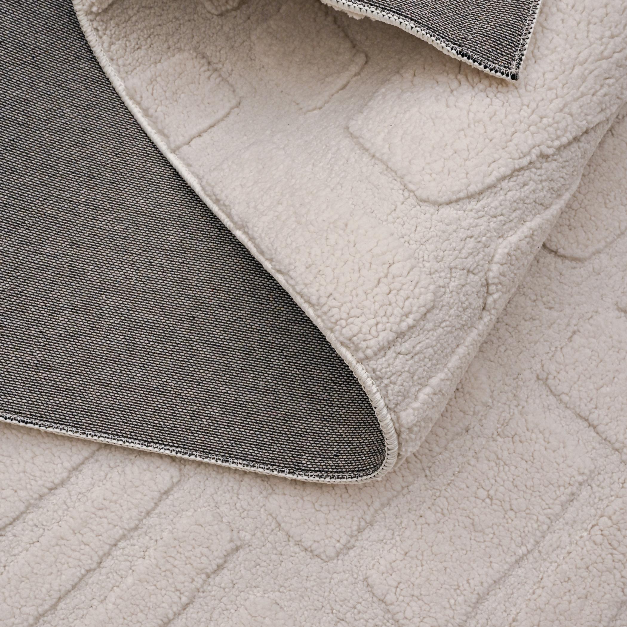 Abstra 3D Jacquard Fur Rug - 230x160 cm-hbxdecorandfurnishings-floorcoverings-rugs-image-3