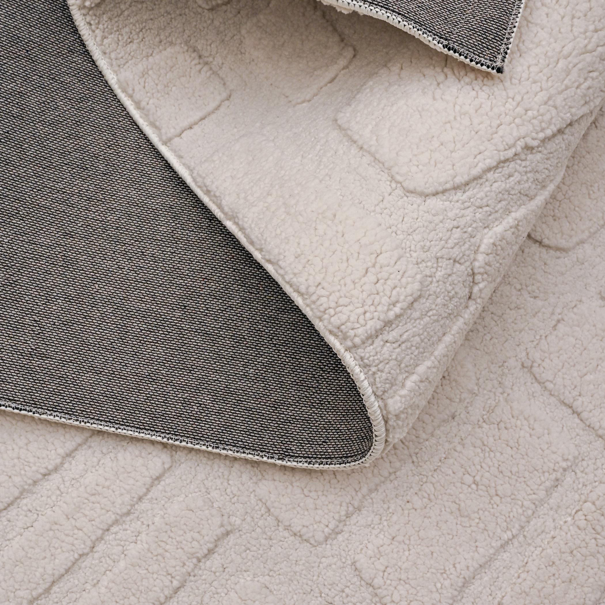 Abstra 3D Jacquard Fur Rug - 300x200 cm-hbxdecorandfurnishings-floorcoverings-rugs-image-3