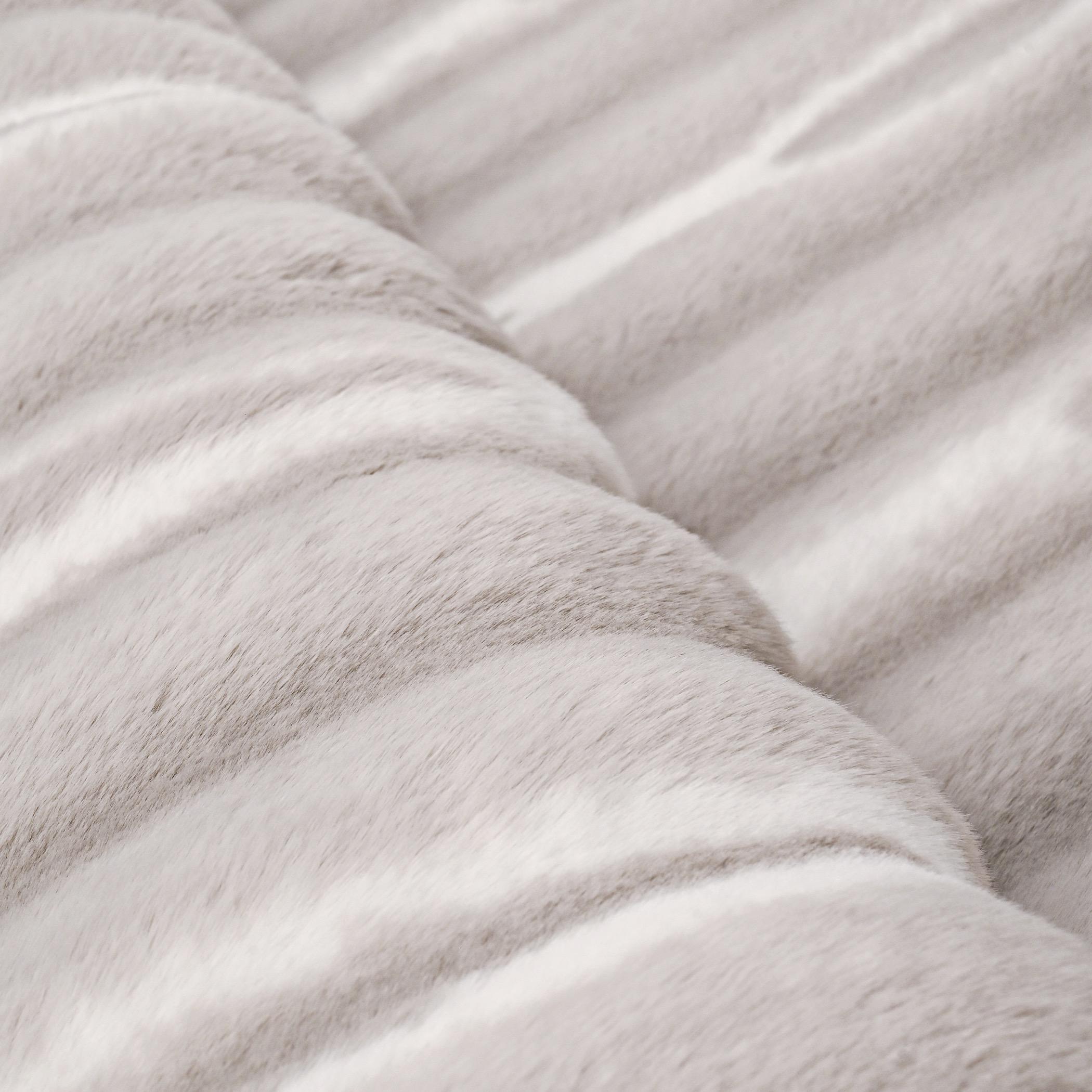 Plush Shibori Tie Dyed Rabbit Fur Rug - 300x200 cm-hbxdecorandfurnishings-floorcoverings-rugs-image-5