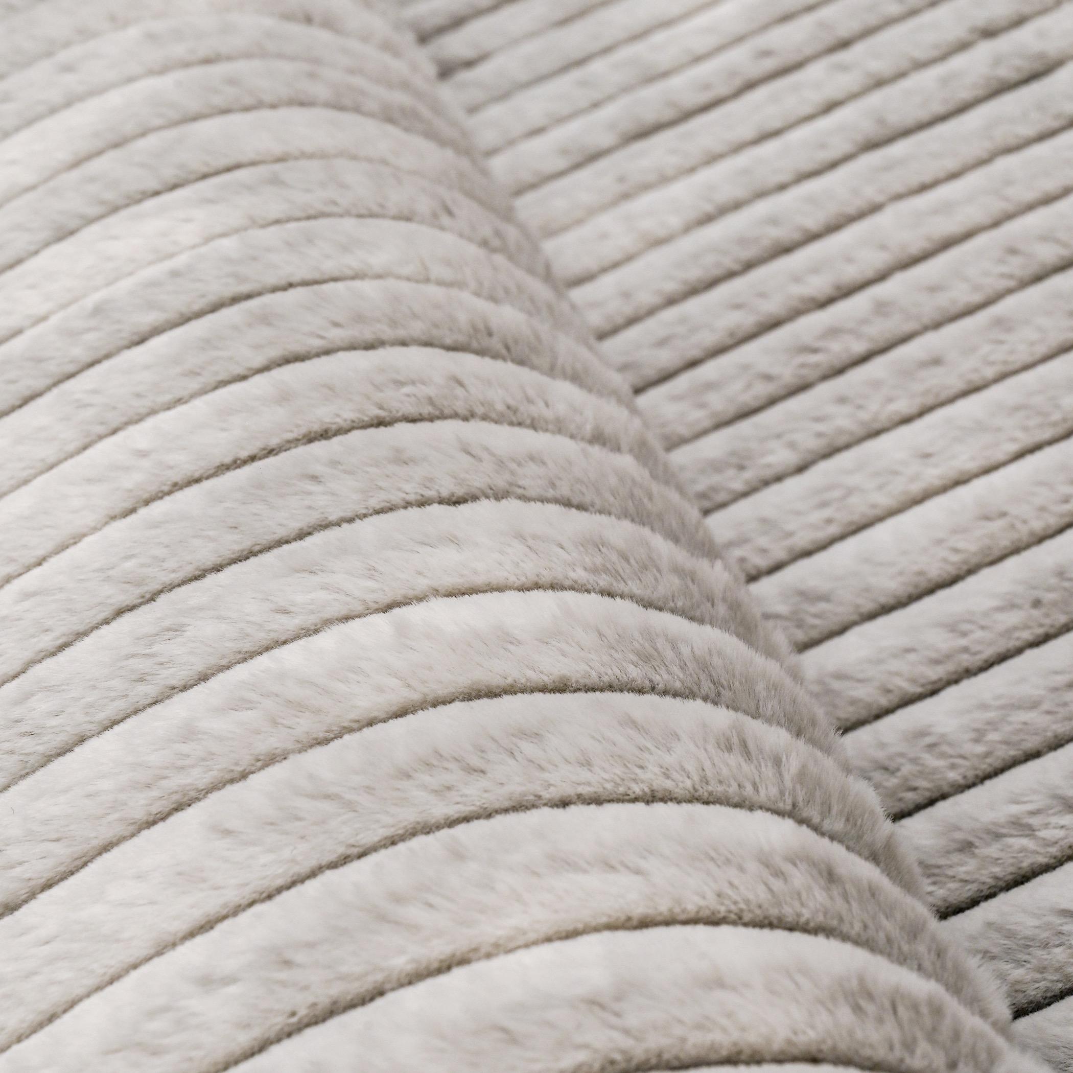 Linea Shibori Tie Dyed Rabbit Fur Rug - 230x160 cm-hbxdecorandfurnishings-floorcoverings-rugs-image-5