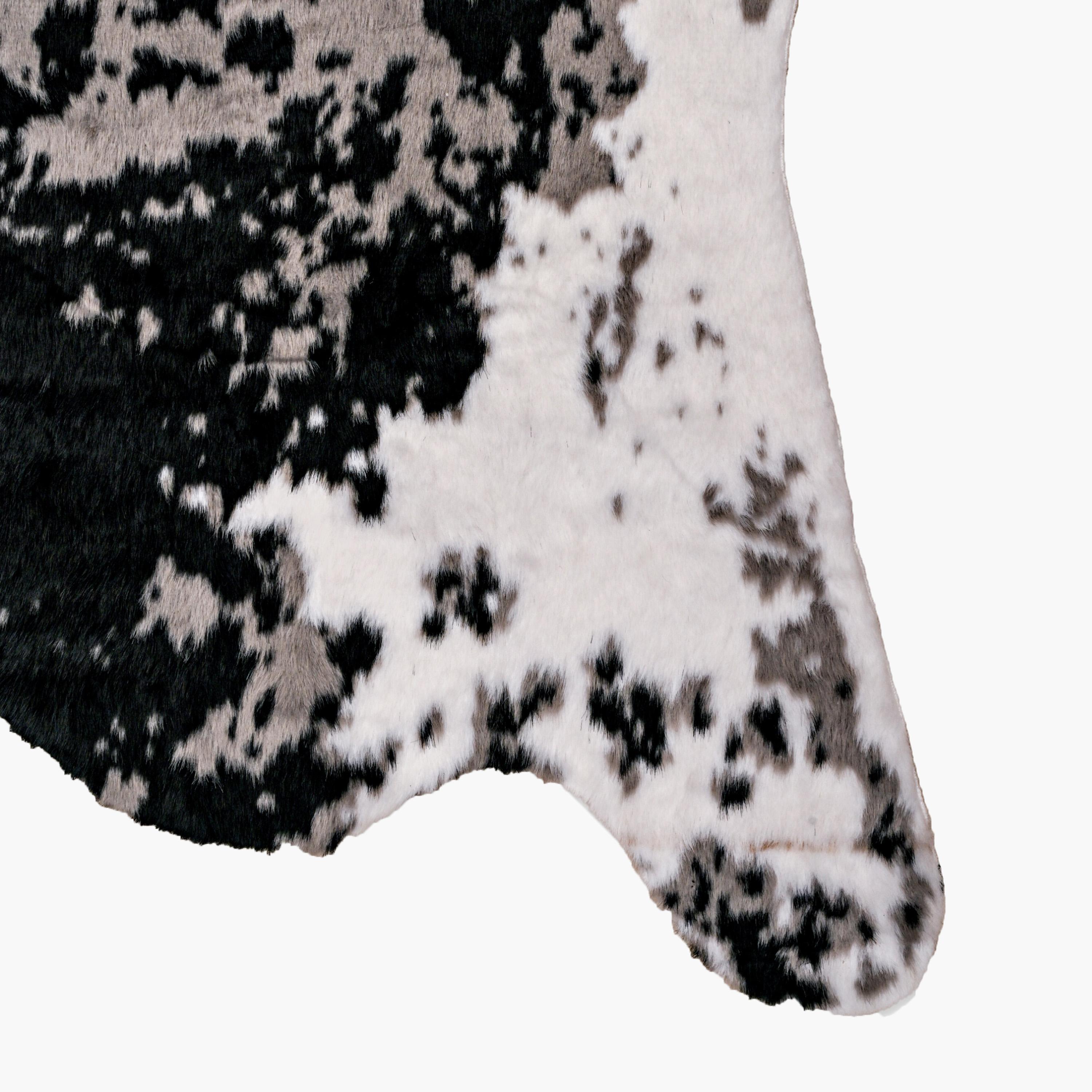 Cow Hide Shaped Rug - 230x150 cm-hbxdecorandfurnishings-floorcoverings-rugs-image-5