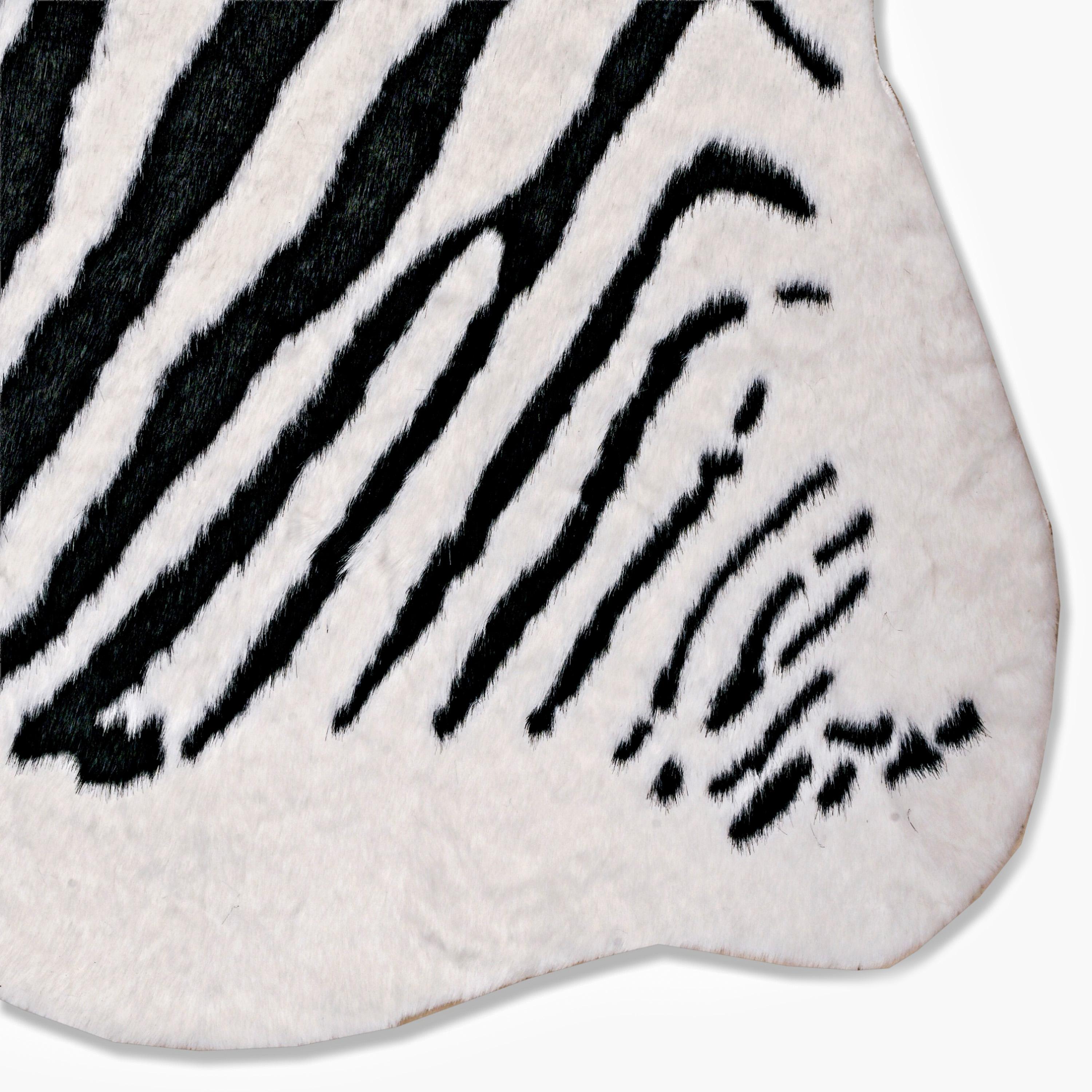 Zabra Awm Shaped Rug - 230x150 cm-hbxdecorandfurnishings-floorcoverings-rugs-image-5