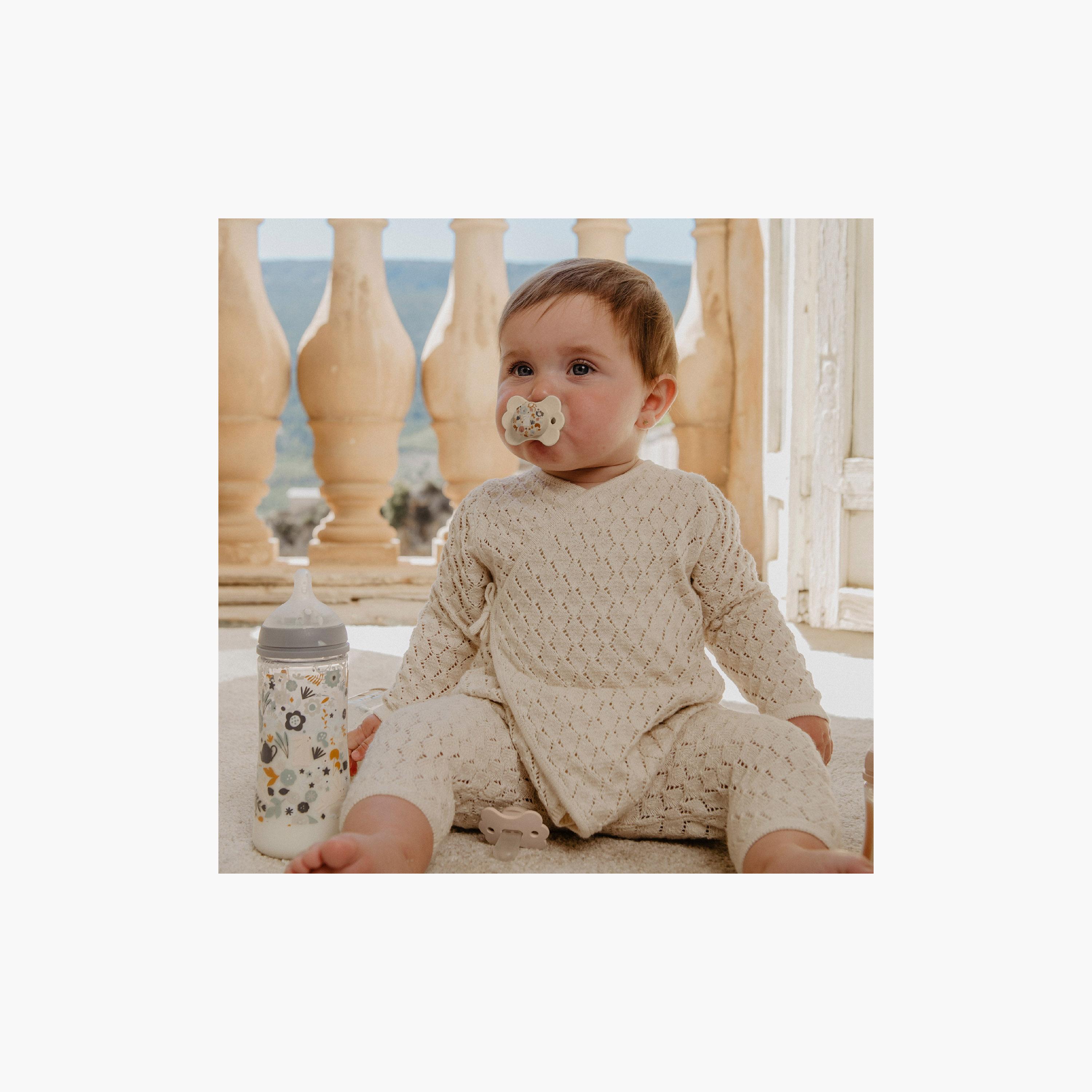 Suavinex 2-Piece Sx Pro Ultra Soft Wonder Butterfly Pacifier - 6-18 Months-baby-feeding-pacifiers-image-3