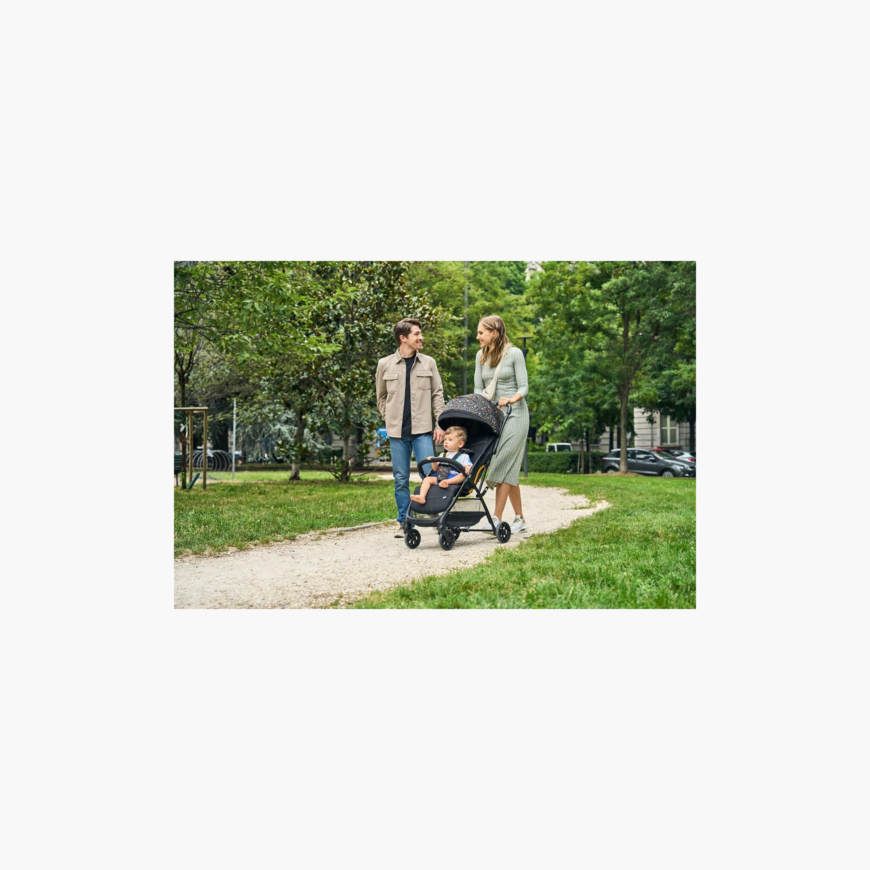 Chicco Glee Stroller with Adjustable Reclining Seat & Canopy-baby-gear-strollersandprams-strollers-image-2