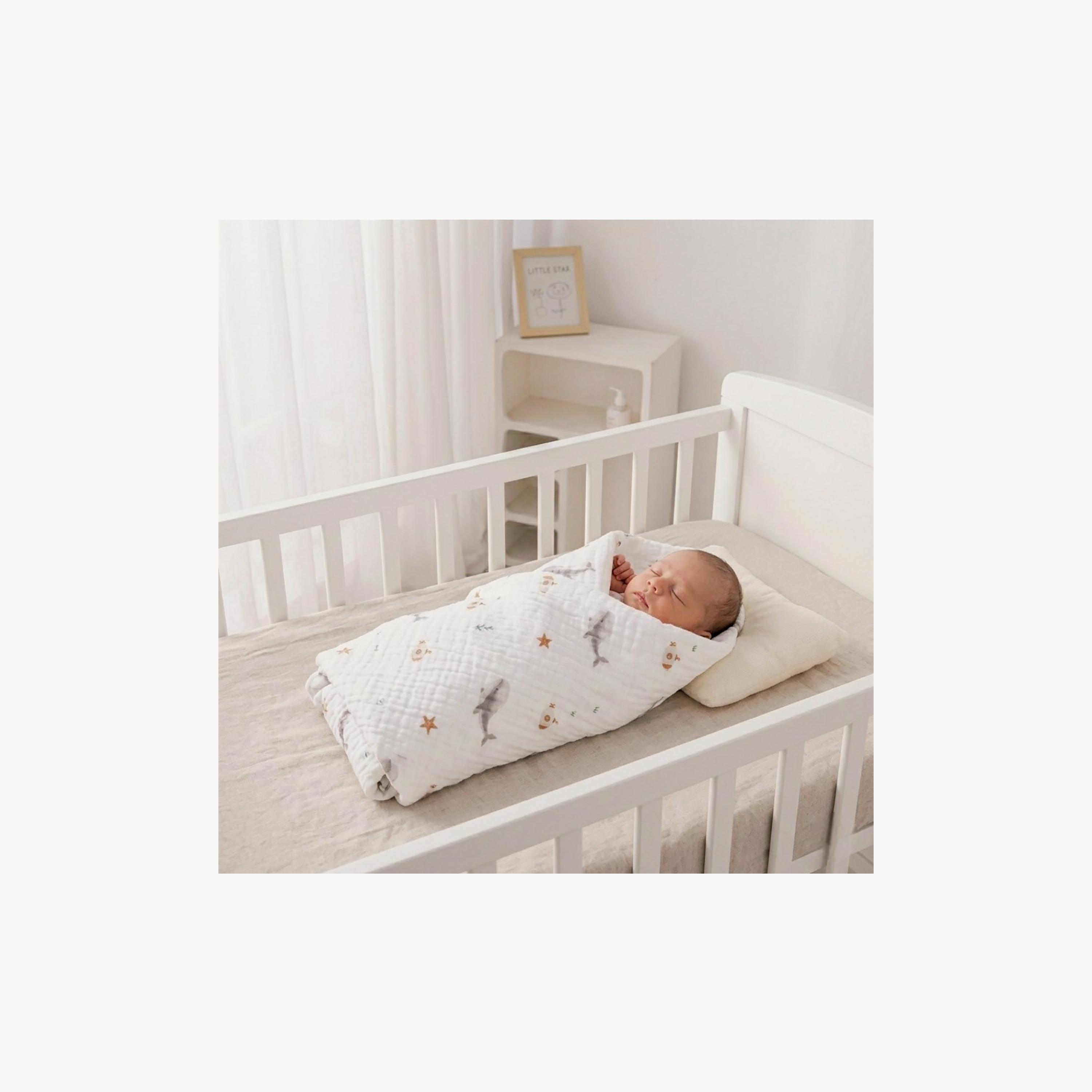 طقم أقمشة قماط فائقة النعومة موديل ليتل ترافيلر قطعتين من كيندر فالي-baby-nursery-blanketsandswaddles-receivingblankets-image-10