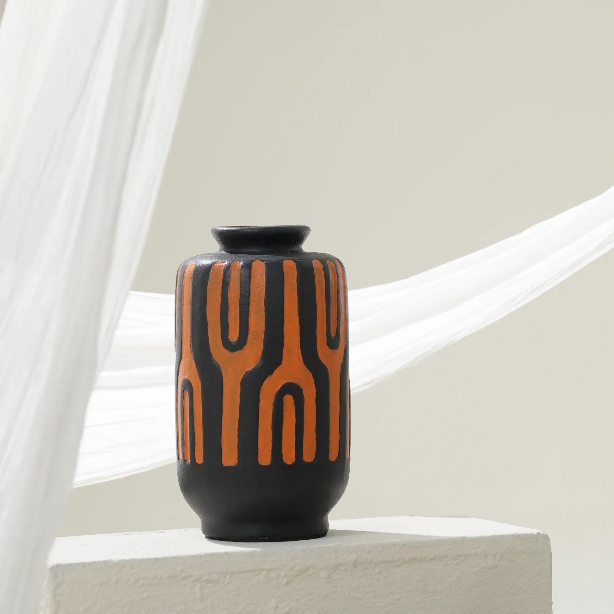 Primitive Terracotta Vase - 32 cm