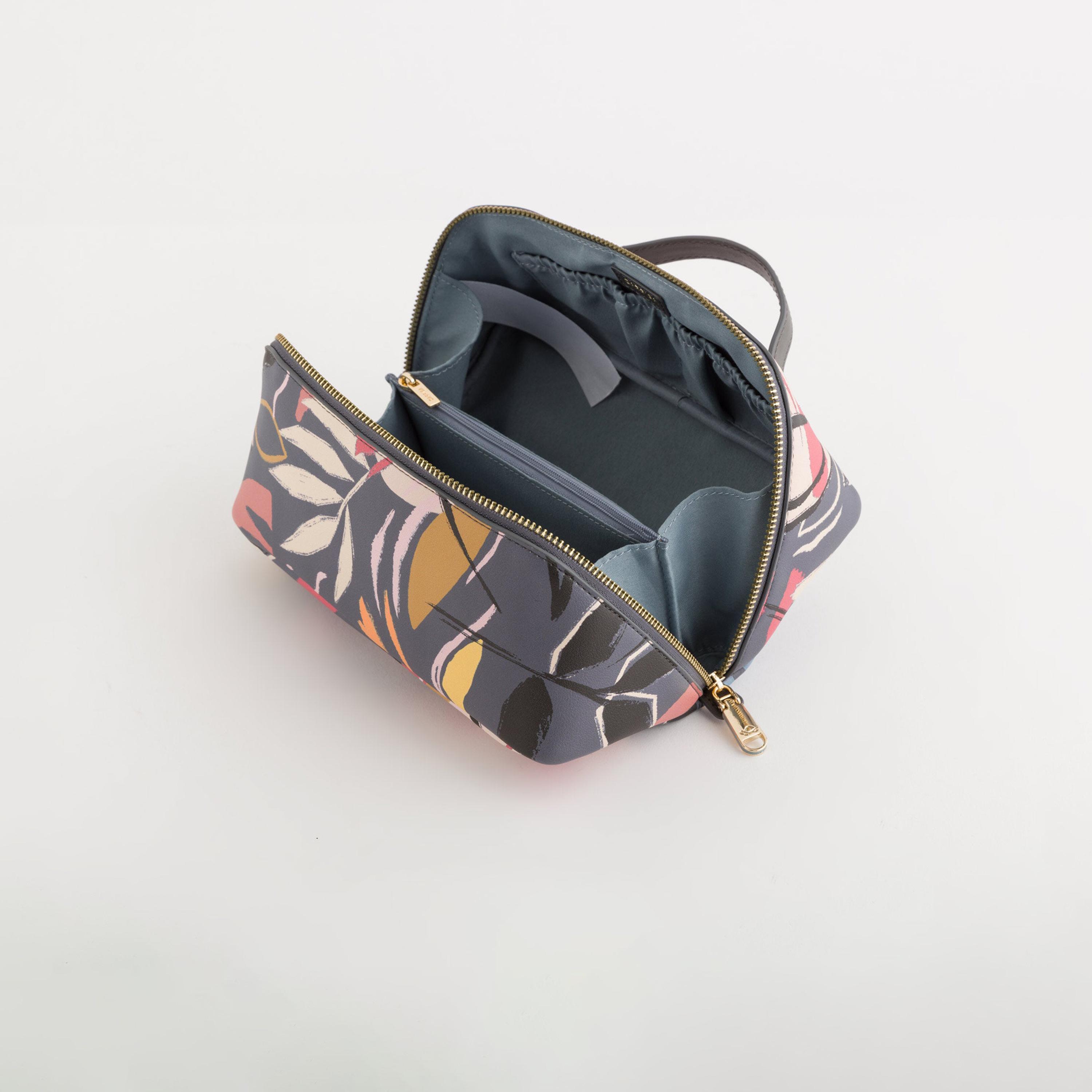 Carpisa Women Jasper Toiletry Bag-women-bagsandwallets-handbags-image-2