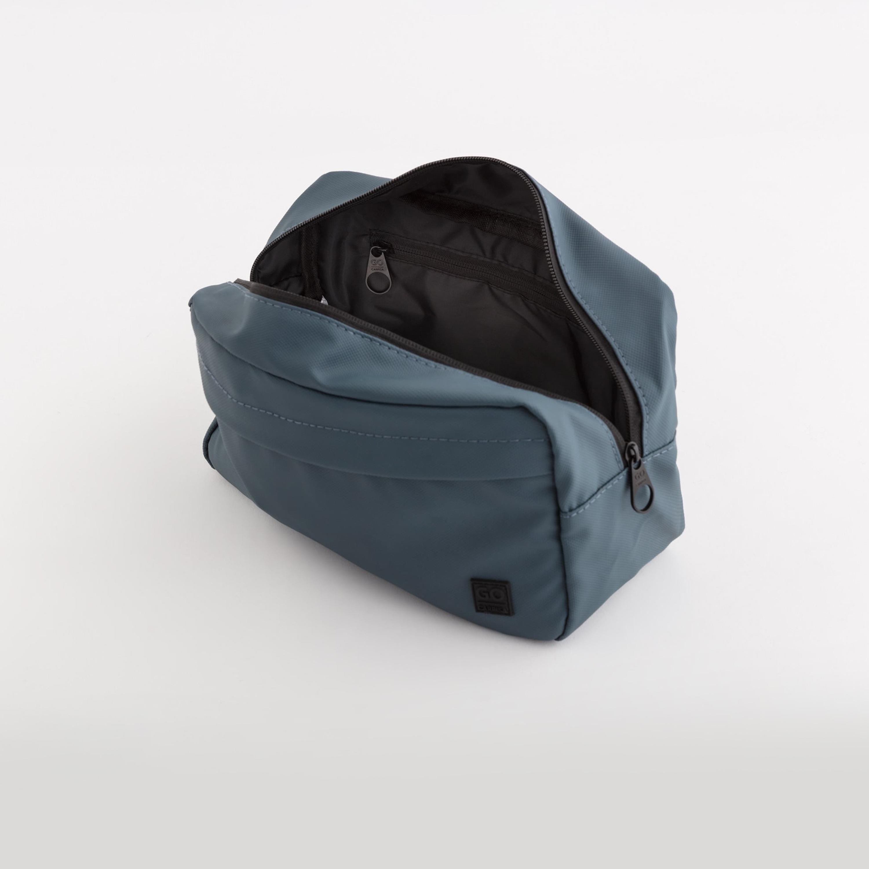 Carpisa Unisex Akinori Go FW Toiletry Bag-men-bags-image-2