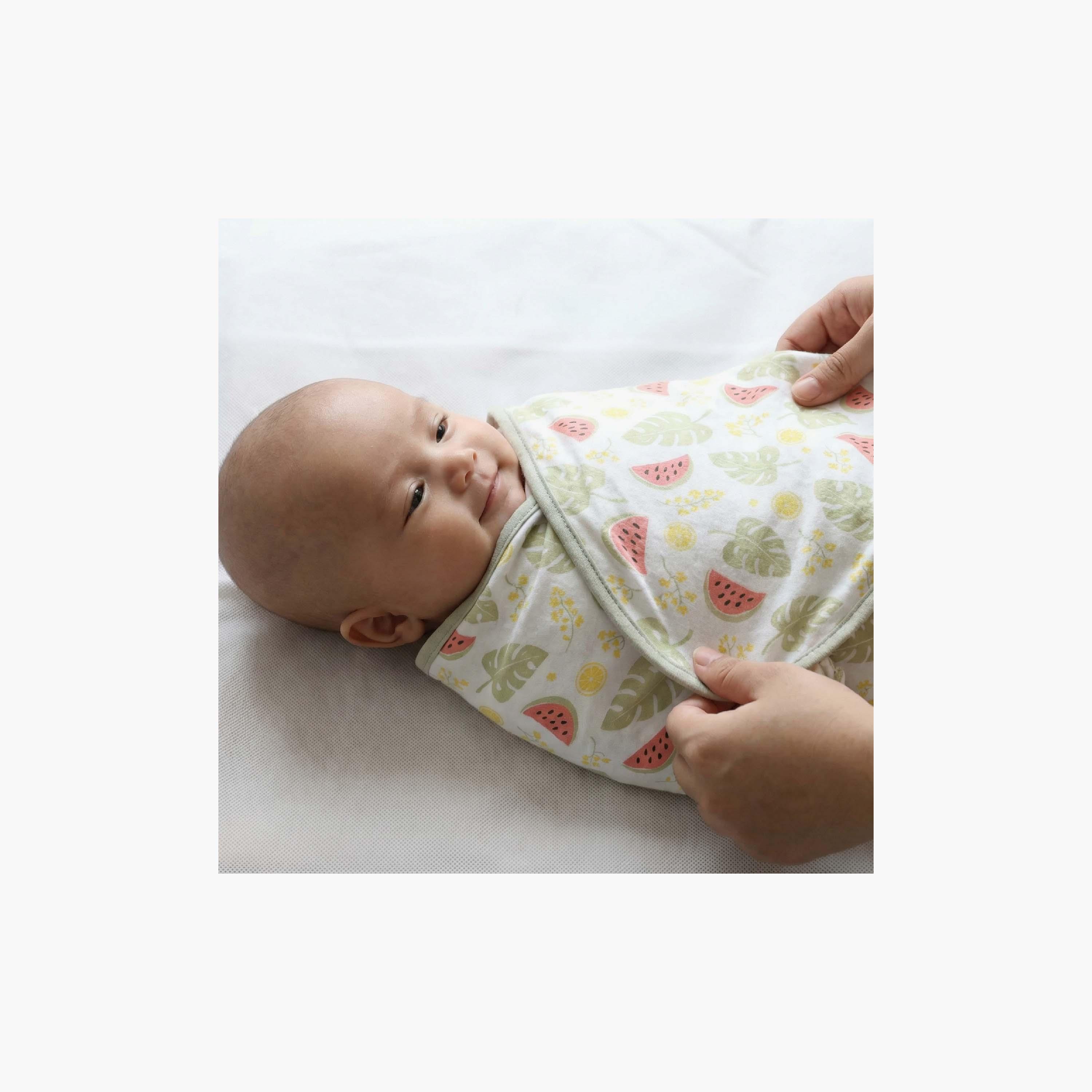 Moon Organic Breathable Swaddle Wrap - Melon-baby-nursery-blanketsandswaddles-swaddlesandsleepingbags-image-3