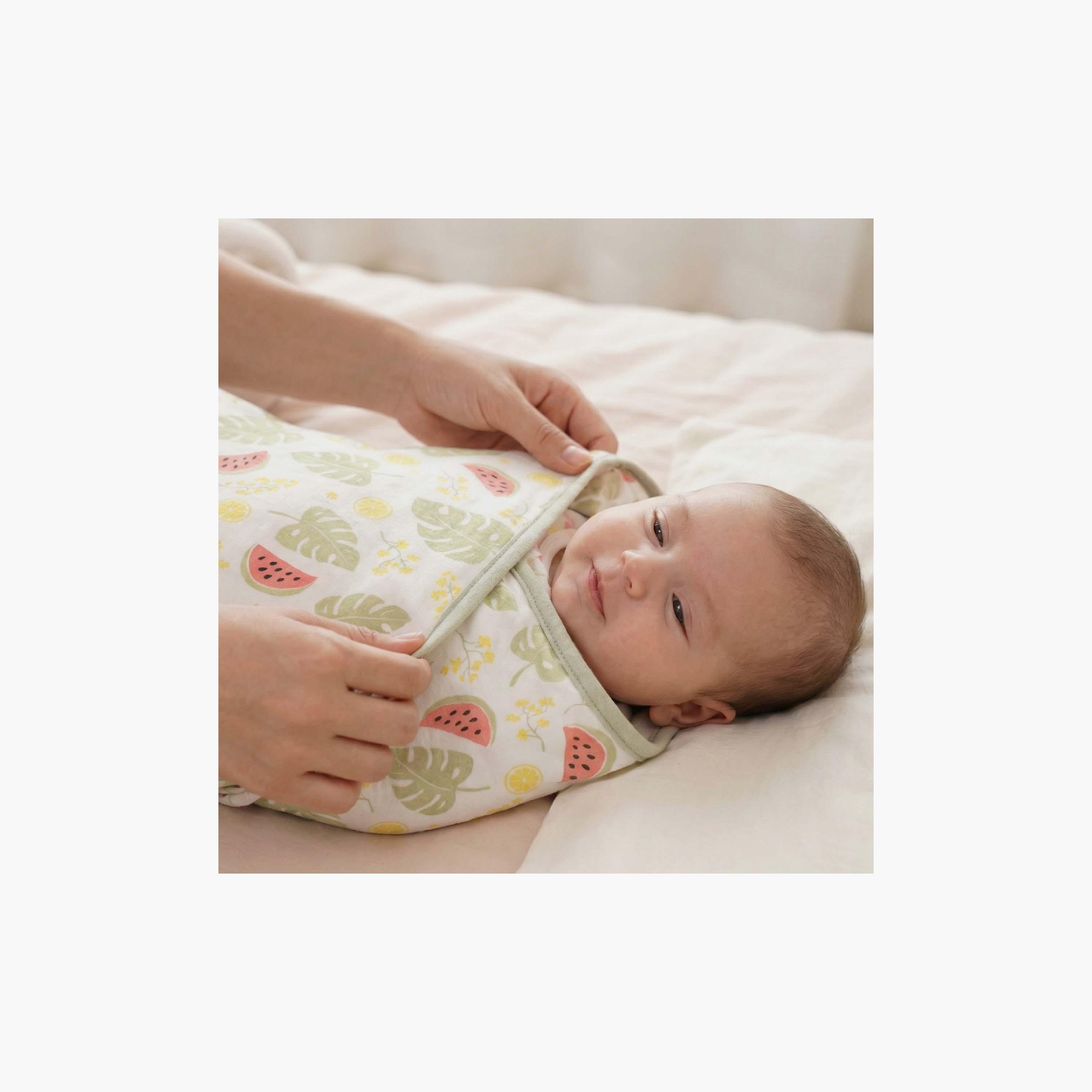 Moon Organic Breathable Swaddle Wrap - Melon-baby-nursery-blanketsandswaddles-swaddlesandsleepingbags-image-4