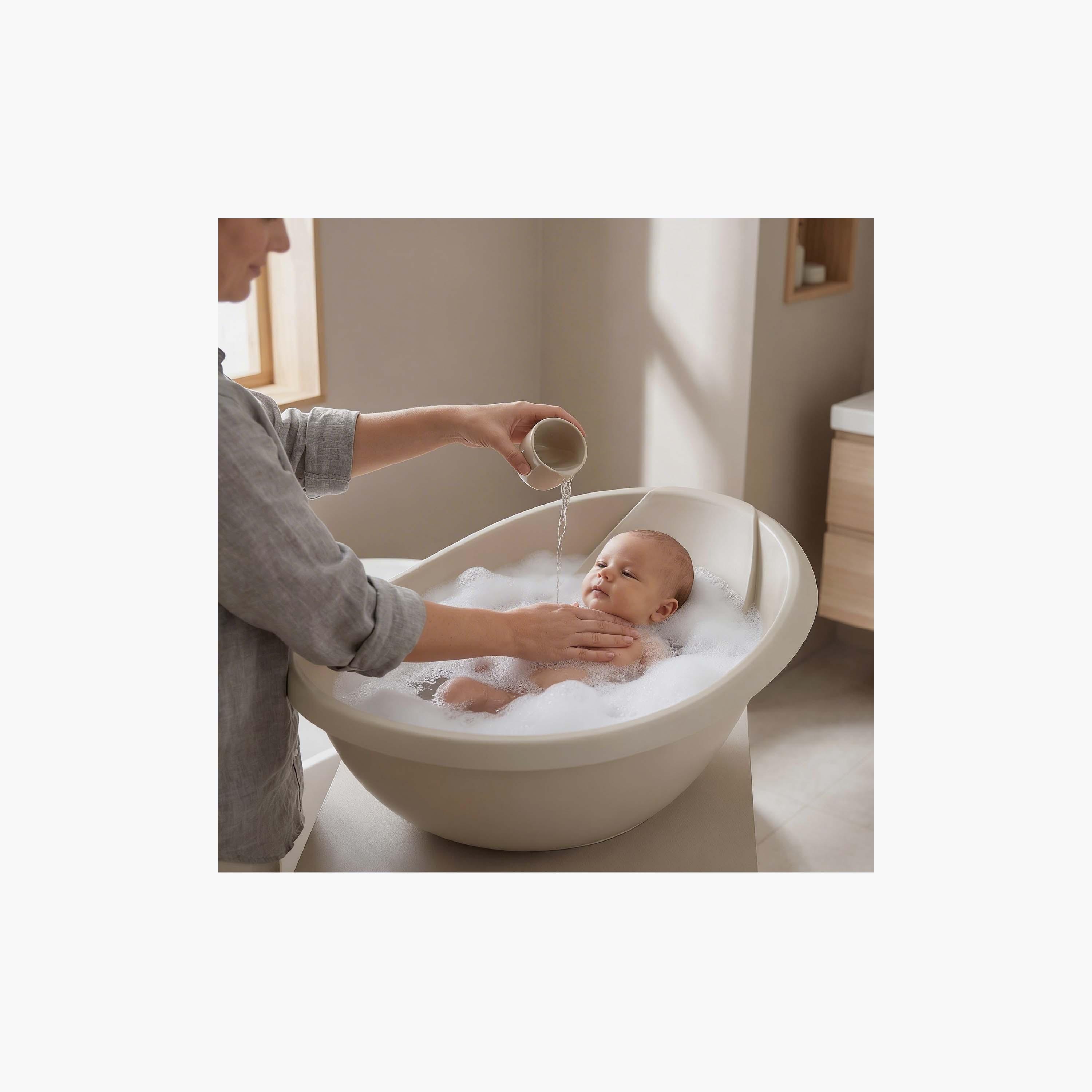 Moon Boatie Bathtub with Seat Support-baby-bathandcare-bathtubs-image-5