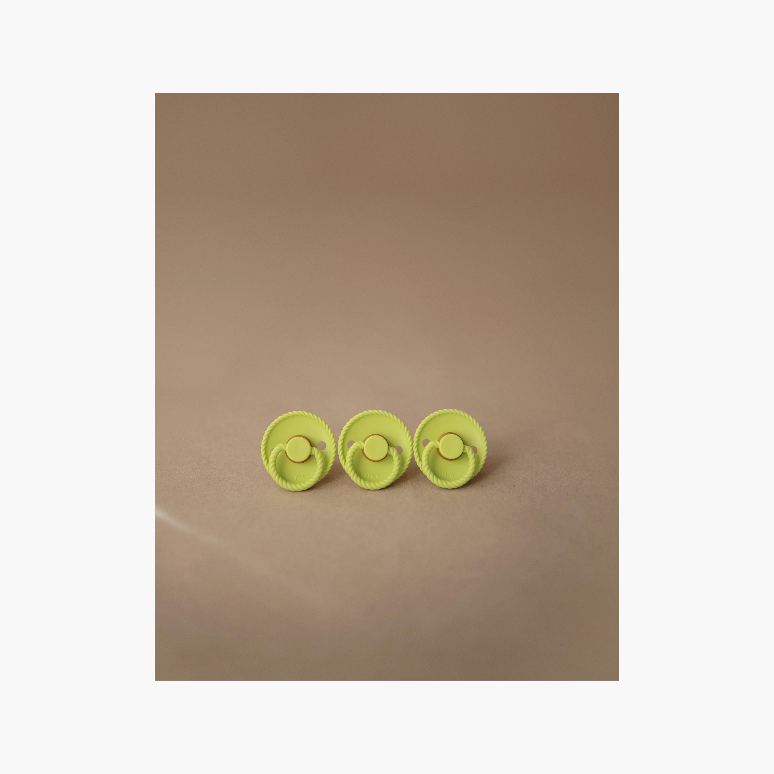 لهاية أطفال لاتكس روب من فريج - لون الشاي الأخضر - مقاس 2-baby-feeding-pacifiers-image-3