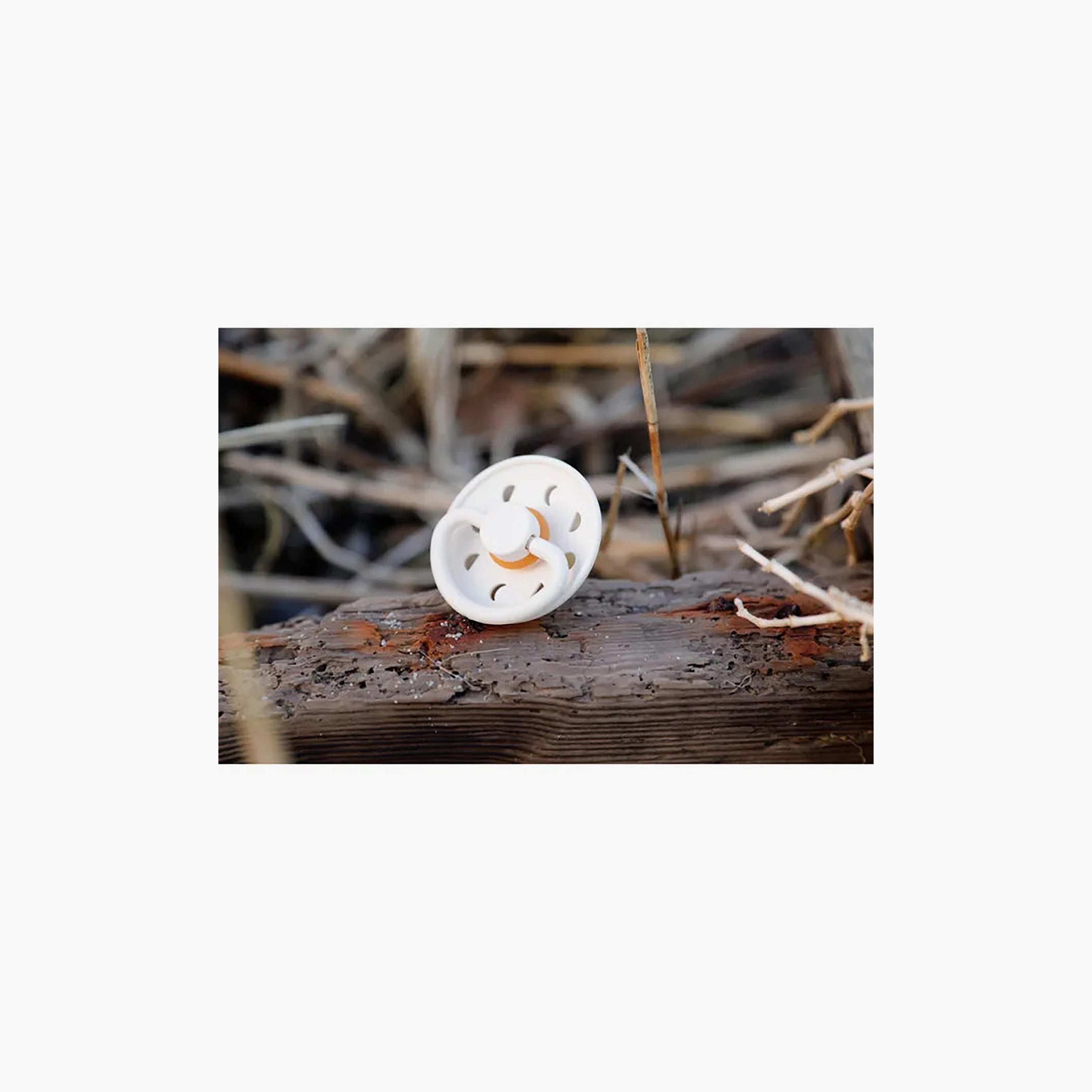 FRIGG 2-Piece Moon Phase Latex Pacifier - Size 2-baby-feeding-pacifiers-image-4
