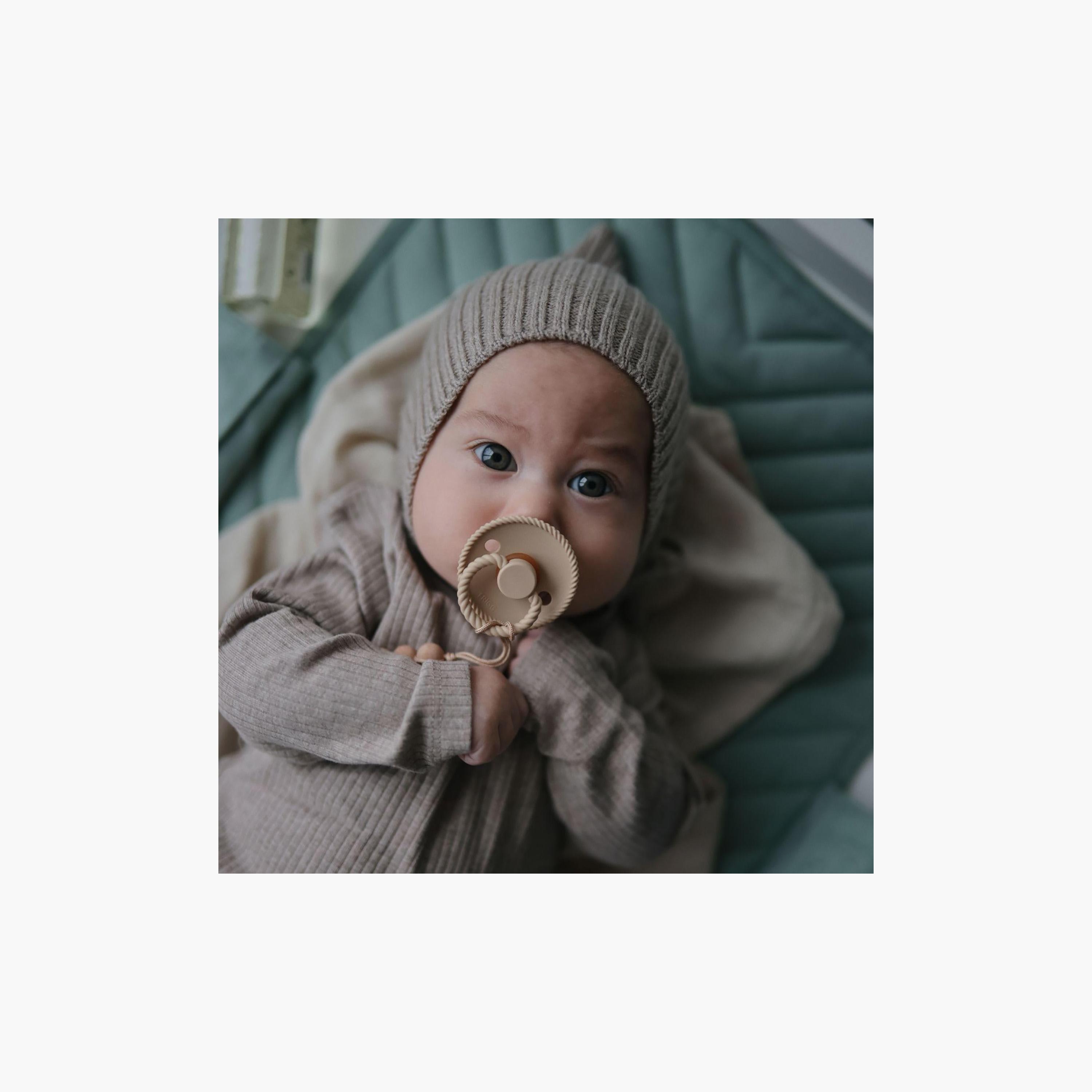 FRIGG 4-Piece Round Latex Pacifier - Size 1-baby-feeding-pacifiers-image-4