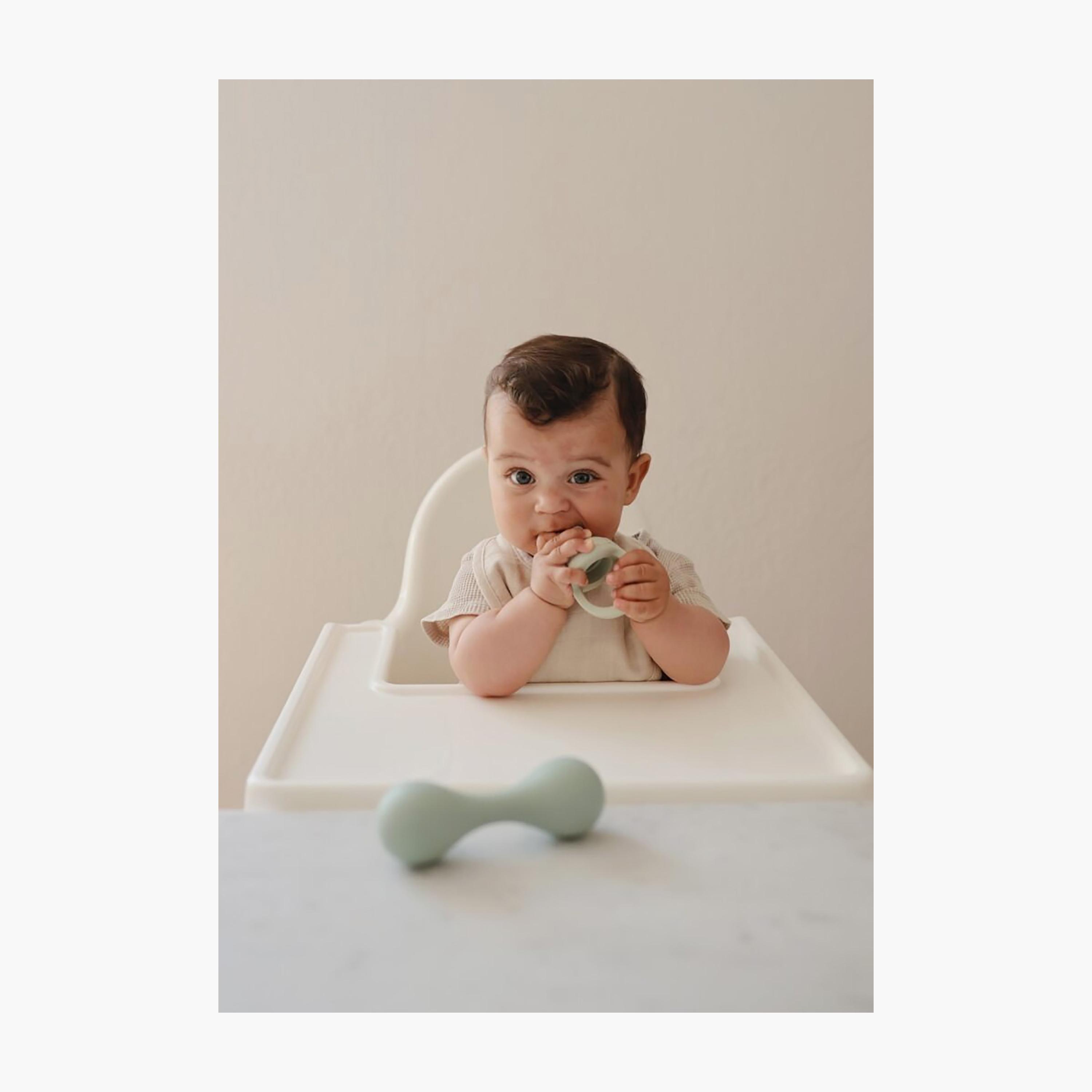 Mushie 2-Piece Silicone Fresh Food Feeder-baby-feeding-mealtimeessentials-image-9