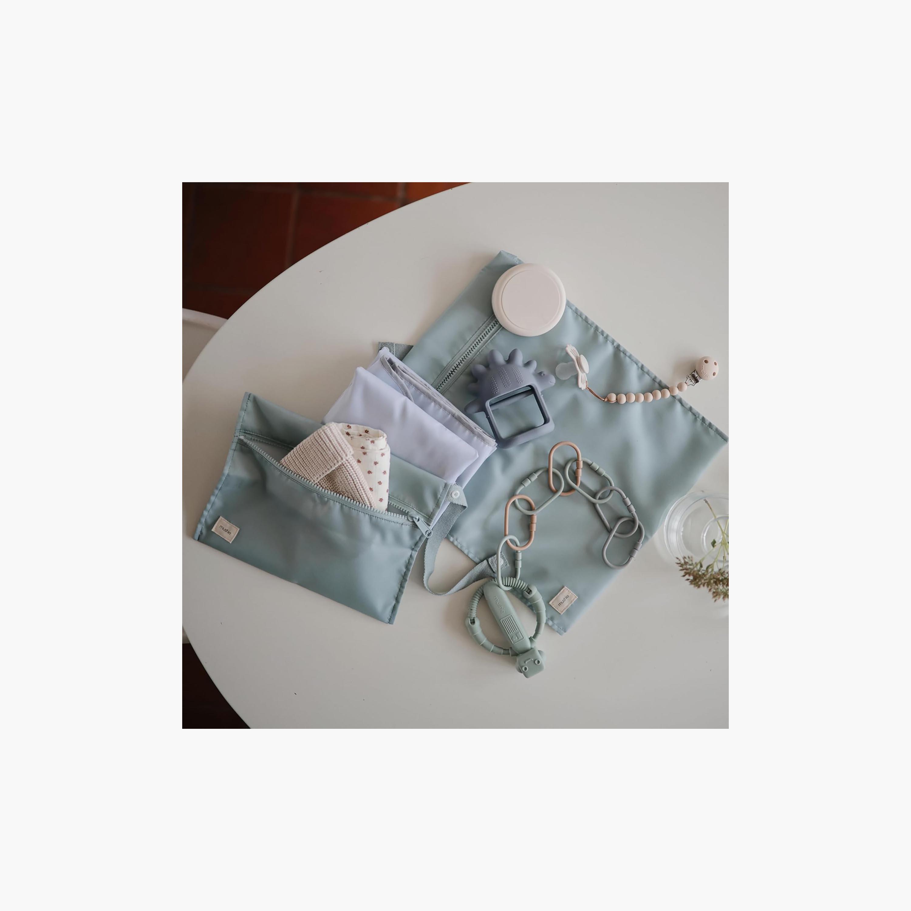 Mushie 2-Piece ​​Water Resistant Wet Bag-baby-diapering-diaperbags-image-8