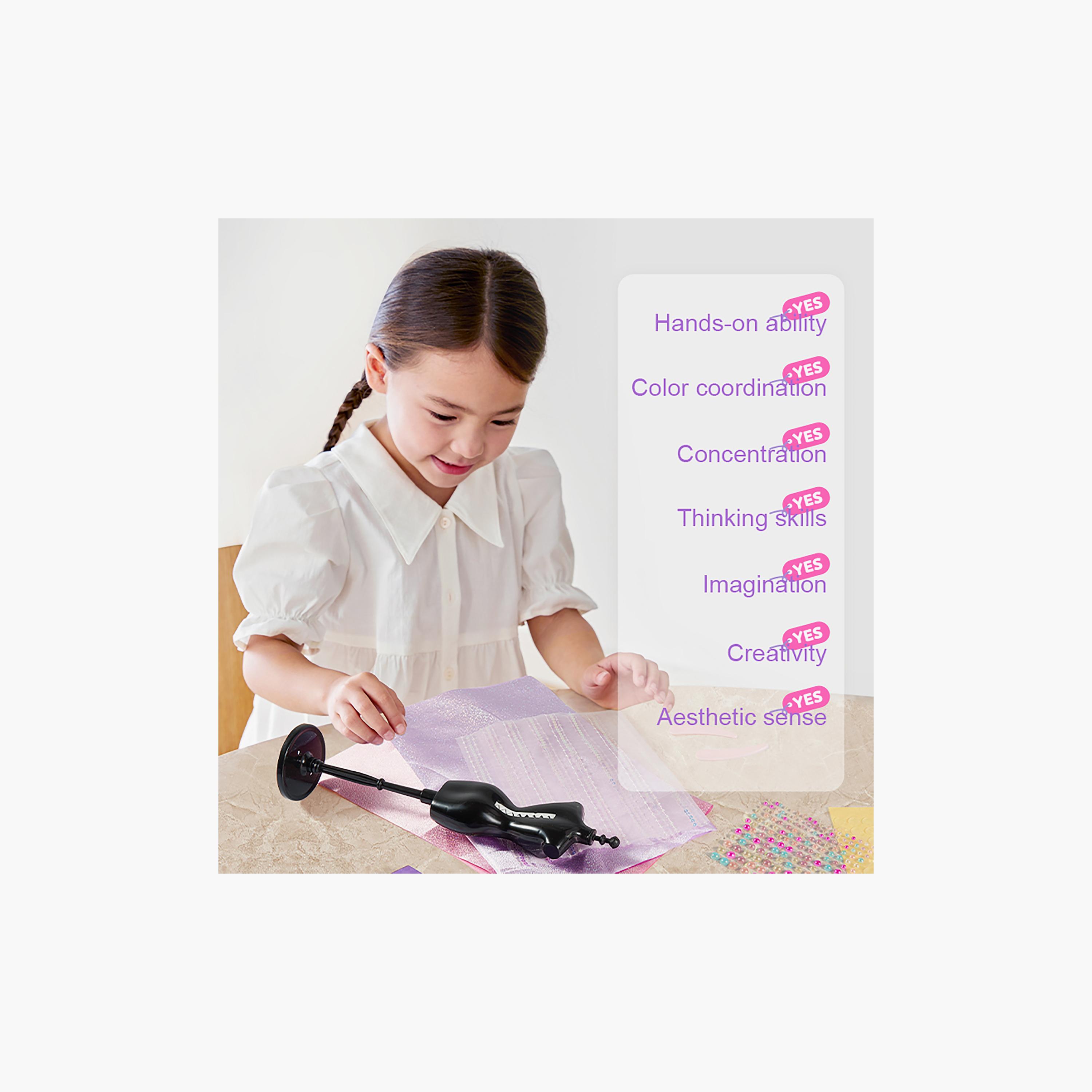 طقم تصميم الأزياء والمنزل من ميدير-school-artsandcrafts-image-2