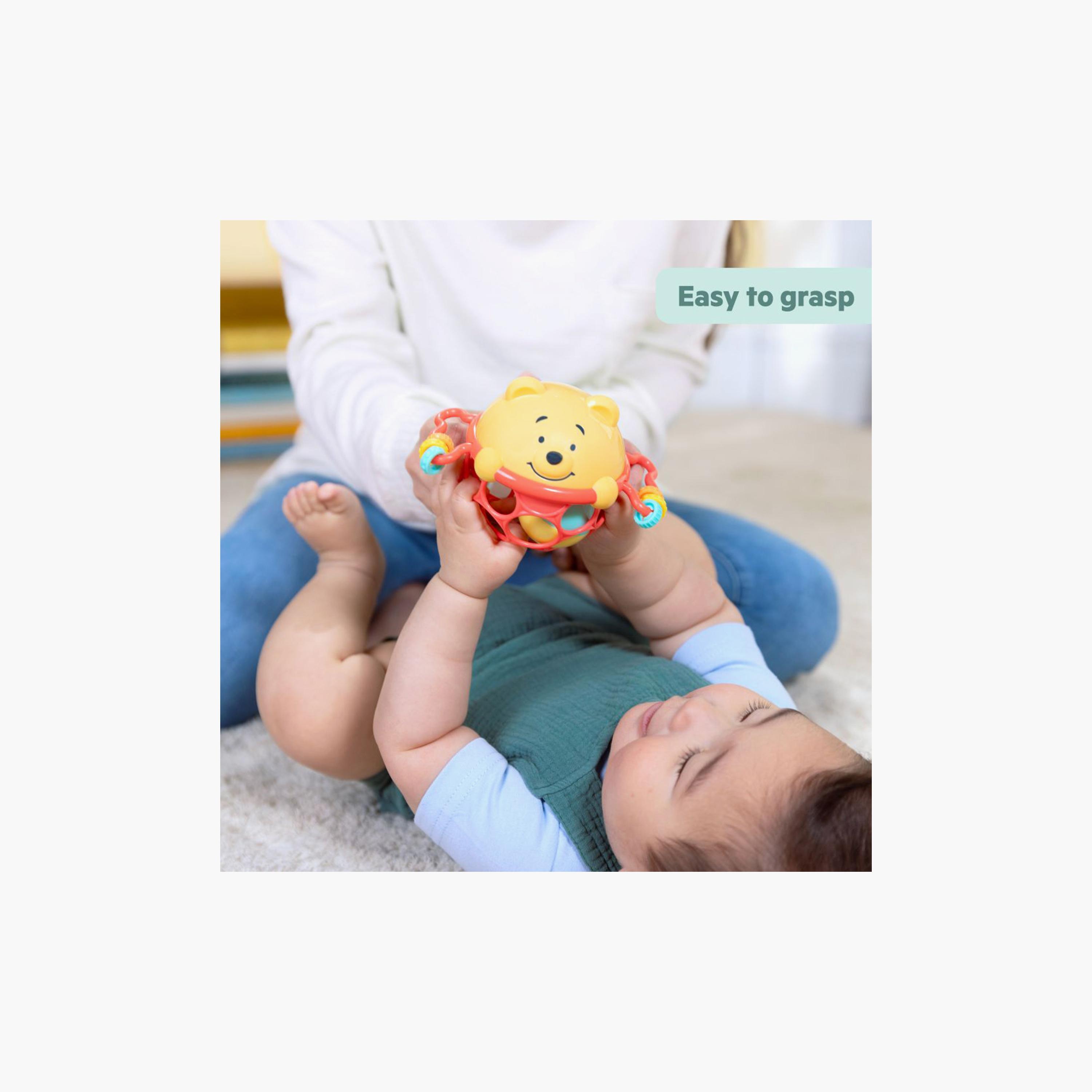 لعبة خشخيشة برايت ستارتس ويني ذا بوه جينغل اند شيك-toys-babyandtoddlertoys-rattlesandteethers-image-3