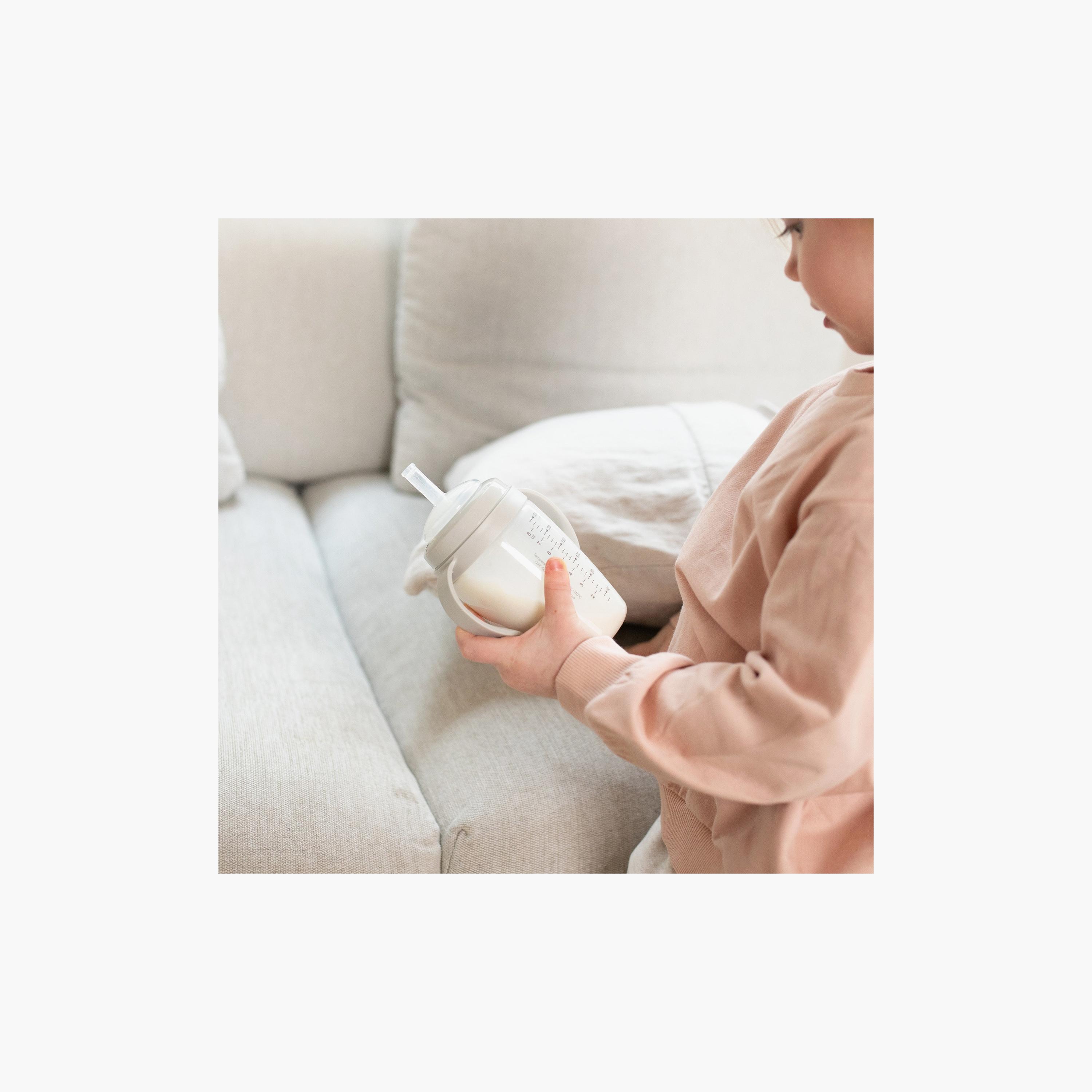 Quark Buubibottle Sipping Cup with Straw & Handles-baby-feeding-mealtimeessentials-image-4