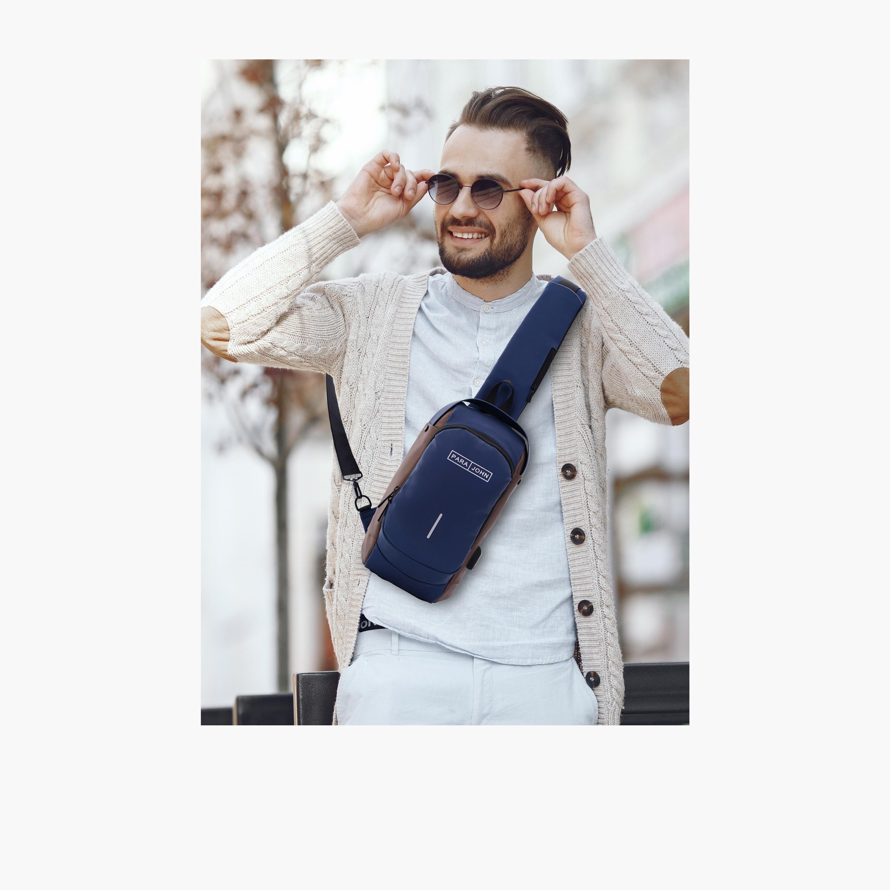 بارا جون - شنطة كتف سادة بمقبض علوي وسحاب إغلاق وحزام قابل للتعديل | 30 × 16 × 8 سم-men-bags-image-6