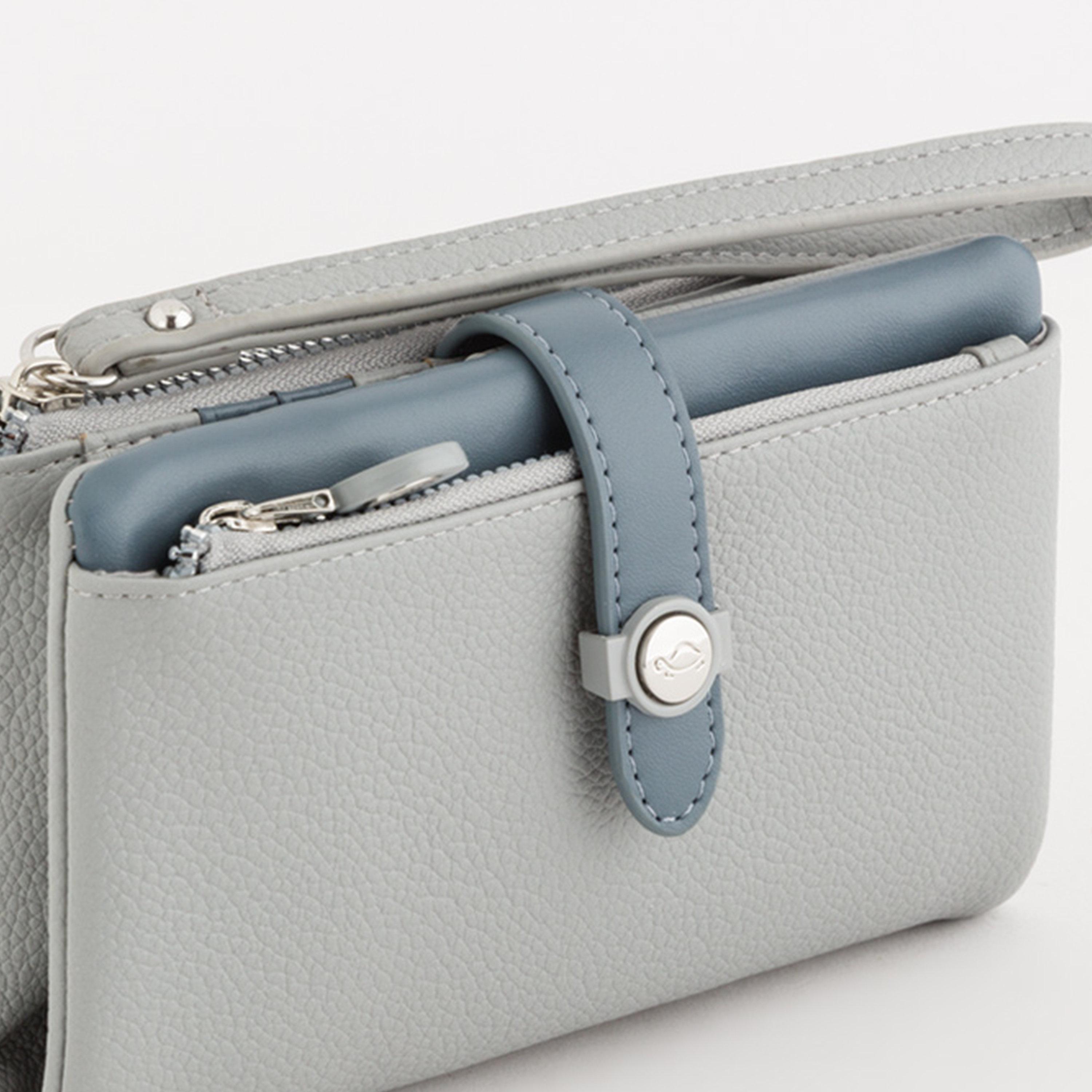 Carpisa Azalea V1 Textured Wallet with Zipper closure | 16 X 2 X 10 CM-women-bagsandwallets-wallets-image-4