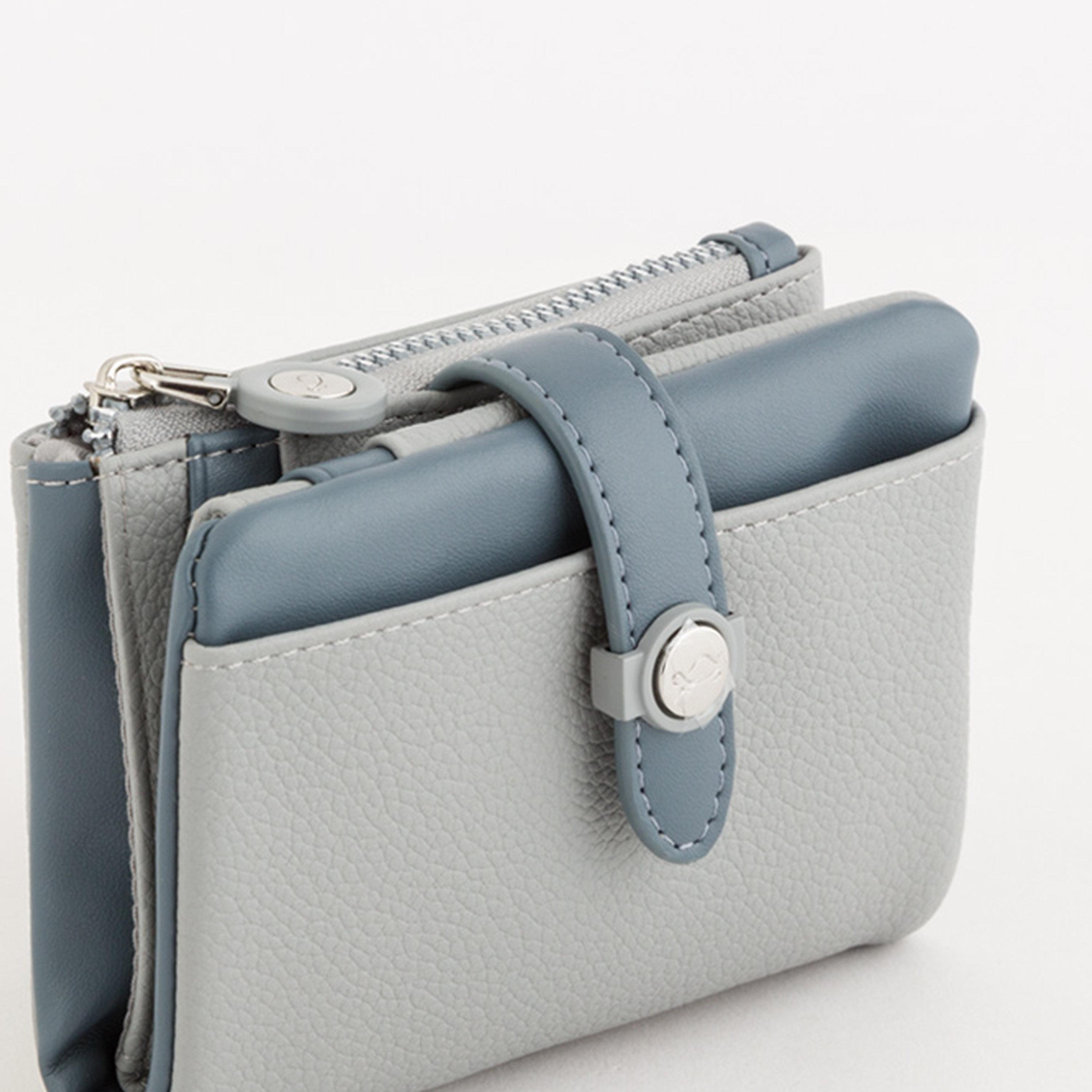 Carpisa Azalea V1 Textured Wallet with Zipper closure | 11 X 1.5 X 10 CM-women-bagsandwallets-wallets-image-4