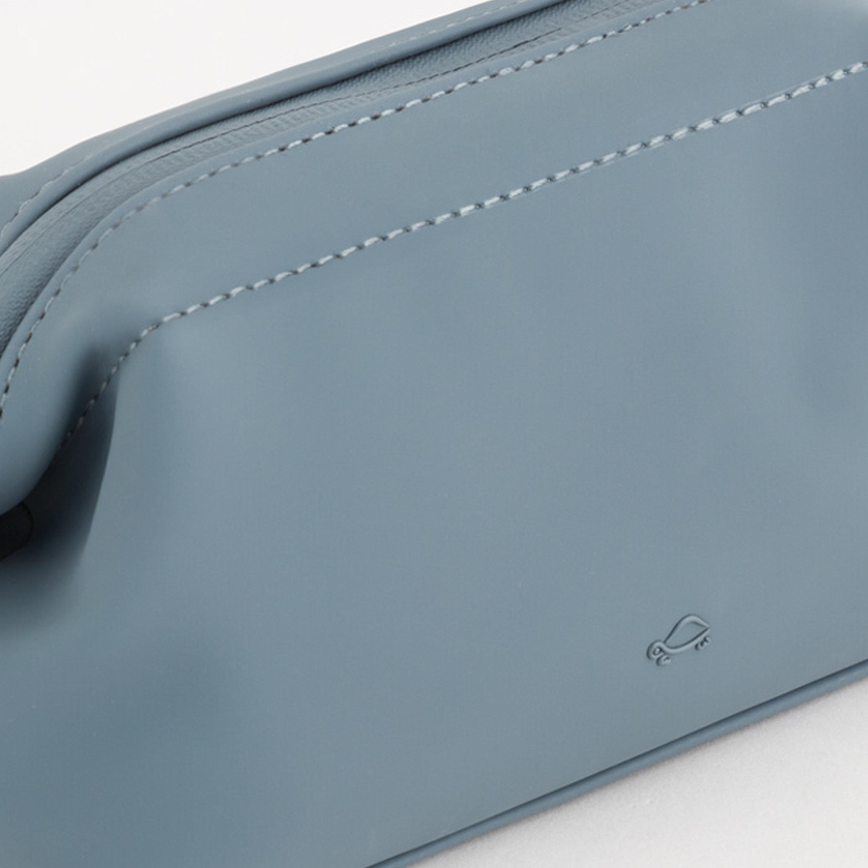Carpisa Edera Beauty Solid Toiletry Bag with Zipper closure | AND2700344642U01-household-storage-cosmeticorganizing-makeuporganizersandsets-image-4