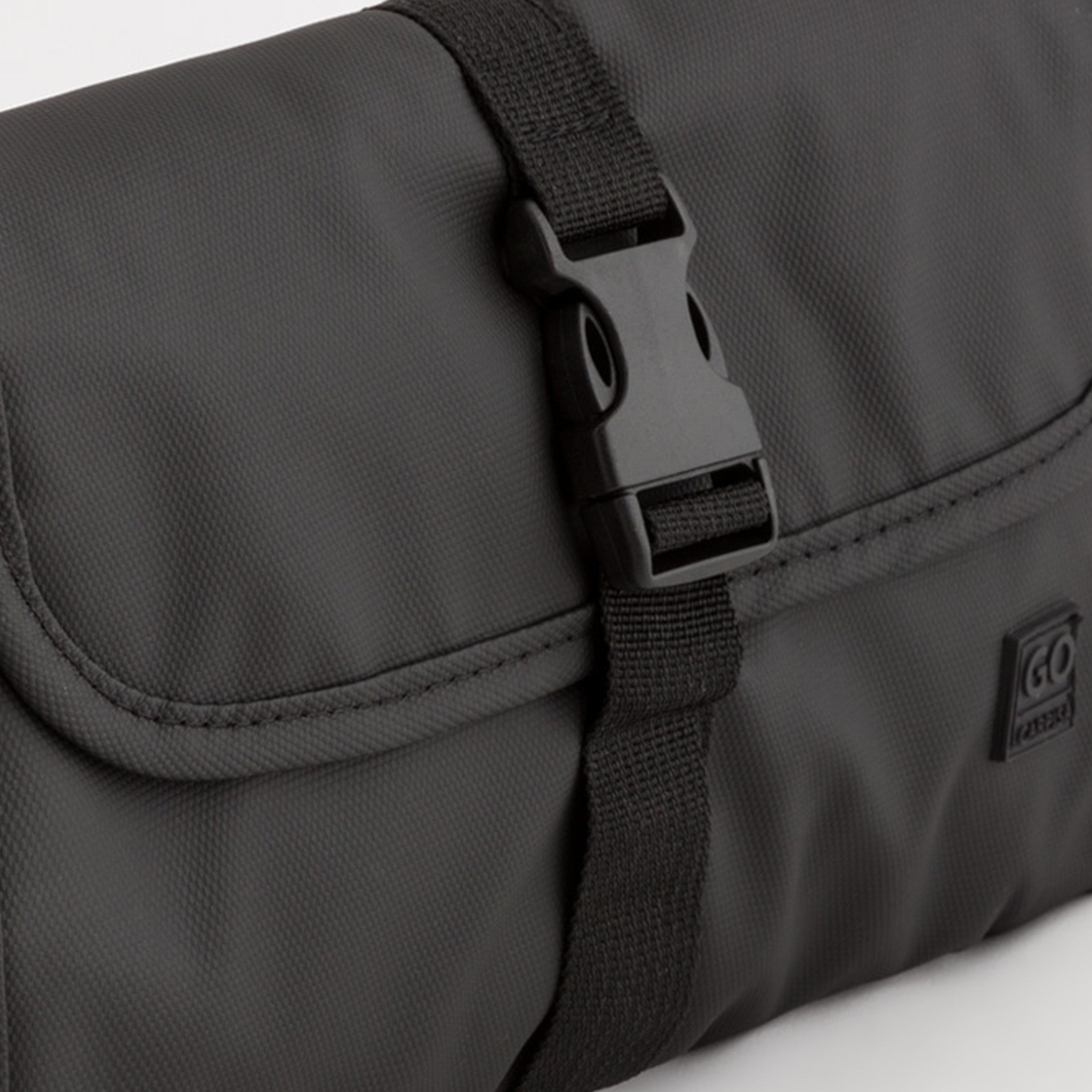 Carpisa Akinori Go Solid Toiletry Bag with Clasp closure | ANB5480491100101-household-storage-cosmeticorganizing-makeuporganizersandsets-image-4