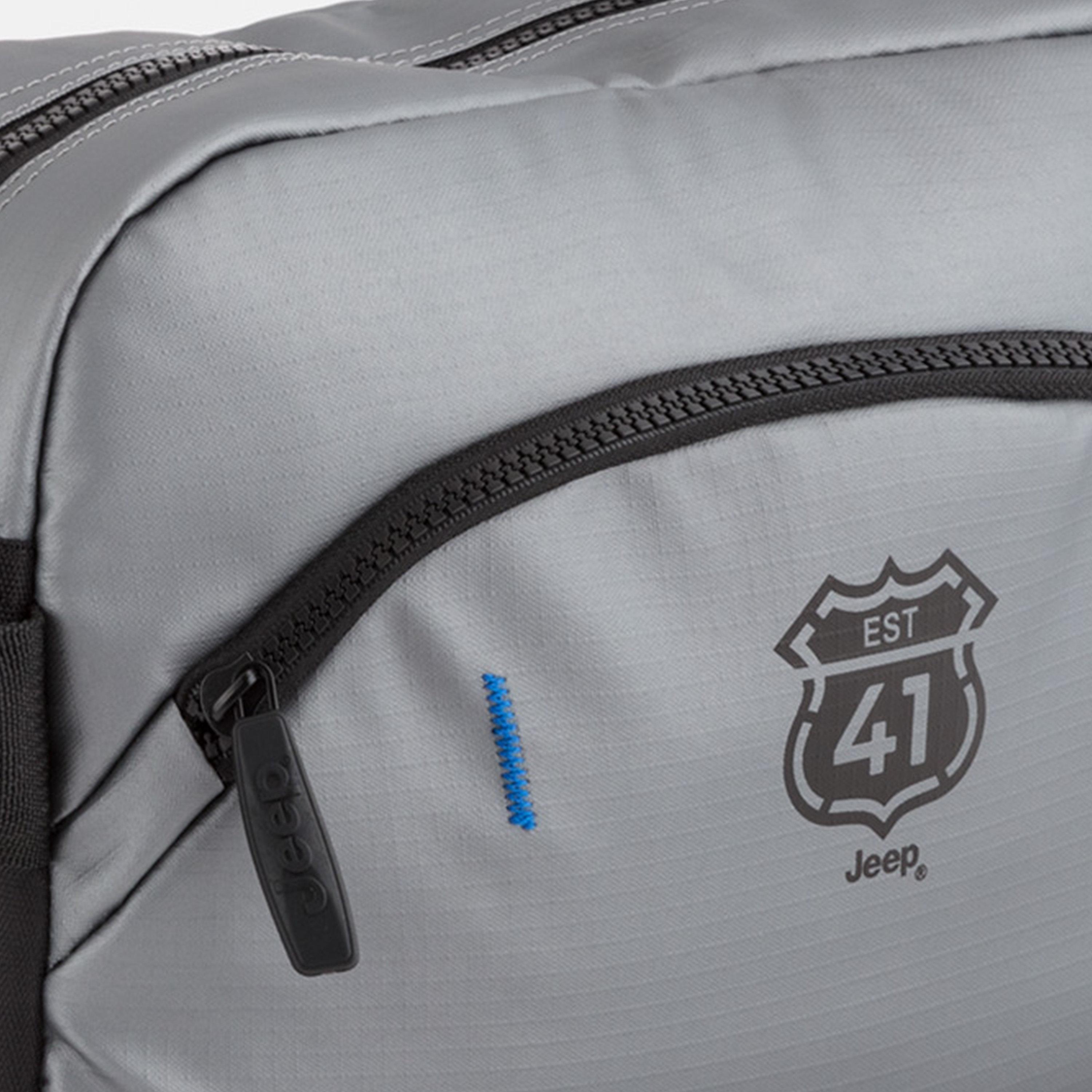 Carpisa Midtown Jeep Solid Toiletry Bag with Zipper closure | ANC8630644509L01-household-storage-cosmeticorganizing-makeuporganizersandsets-image-4