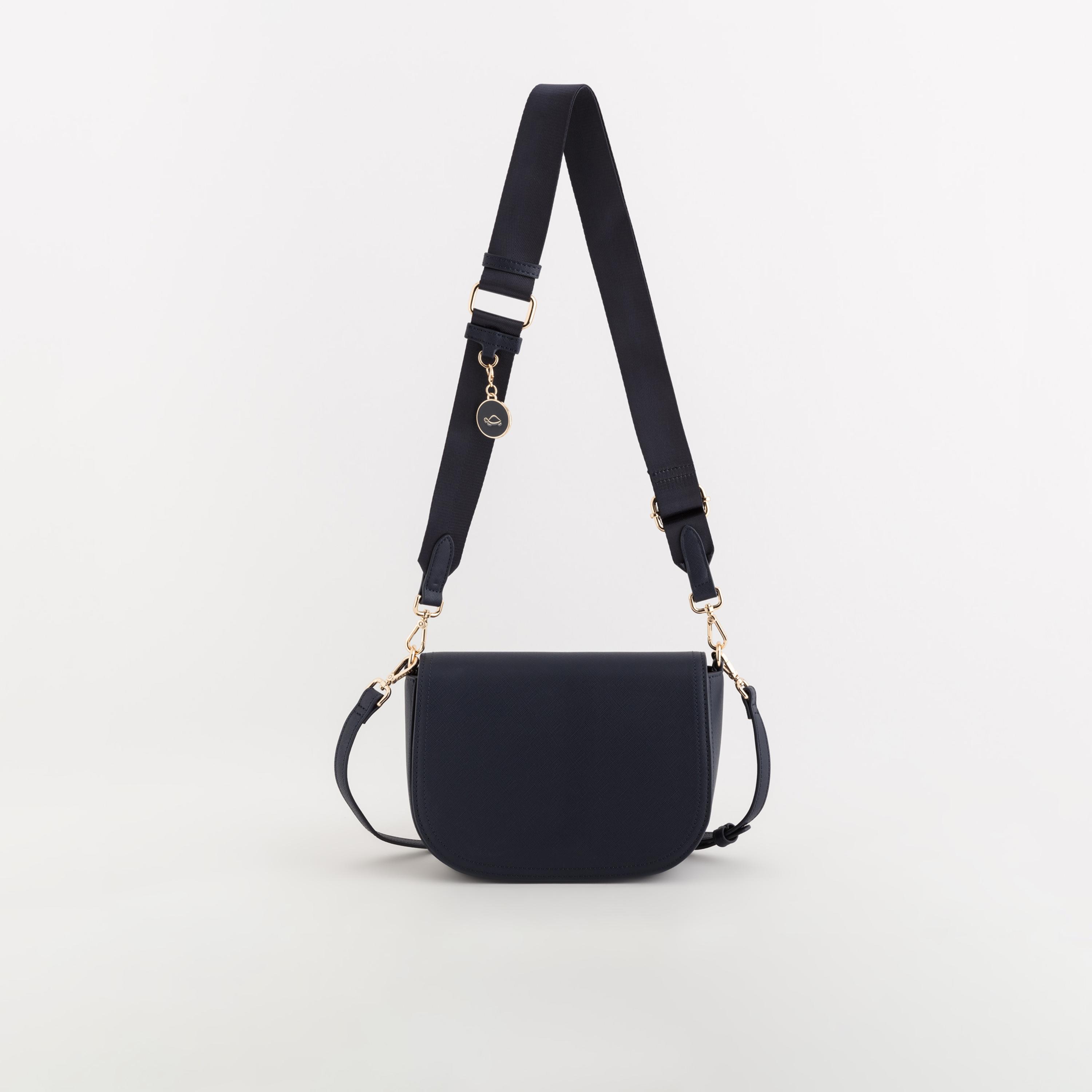 كاربيسا - شنطة لوتو في2 كروس مزخرفة بغطاء قلاب وحزام قابل للإزالة | 22 × 7 × 15 سم-women-bagsandwallets-handbags-image-1