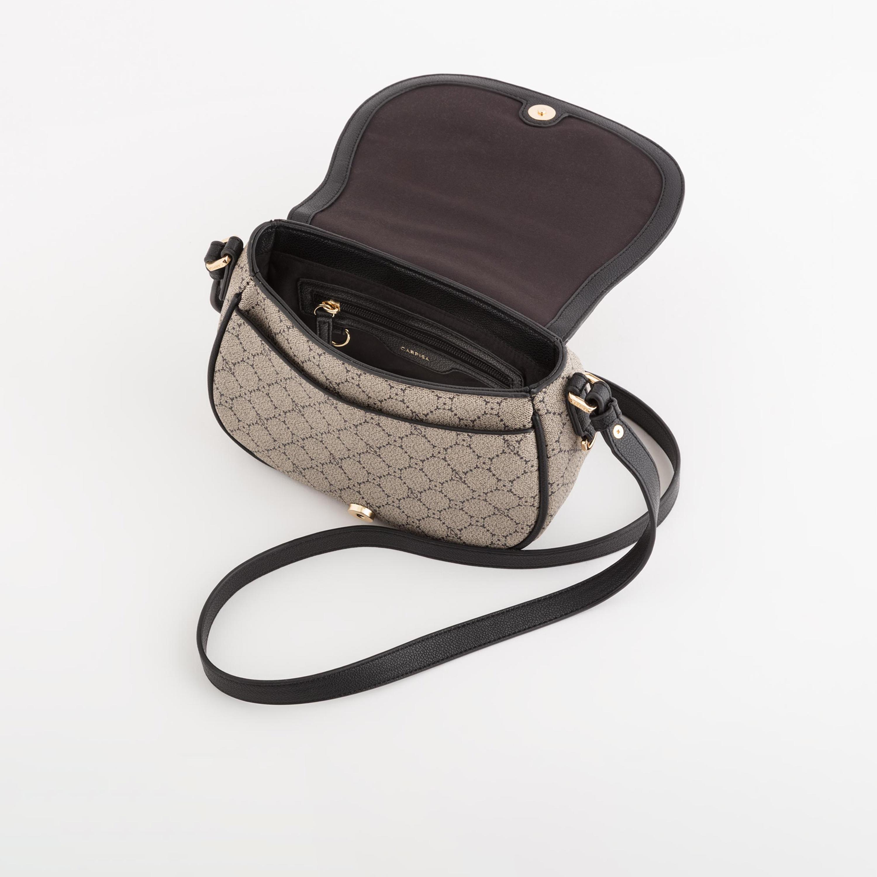 كاربيسا - شنطة ديانا كروس مطبوعة بغطاء قلاب وحزام قابل للتعديل | 23 × 7 × 15 سم-women-bagsandwallets-handbags-image-4