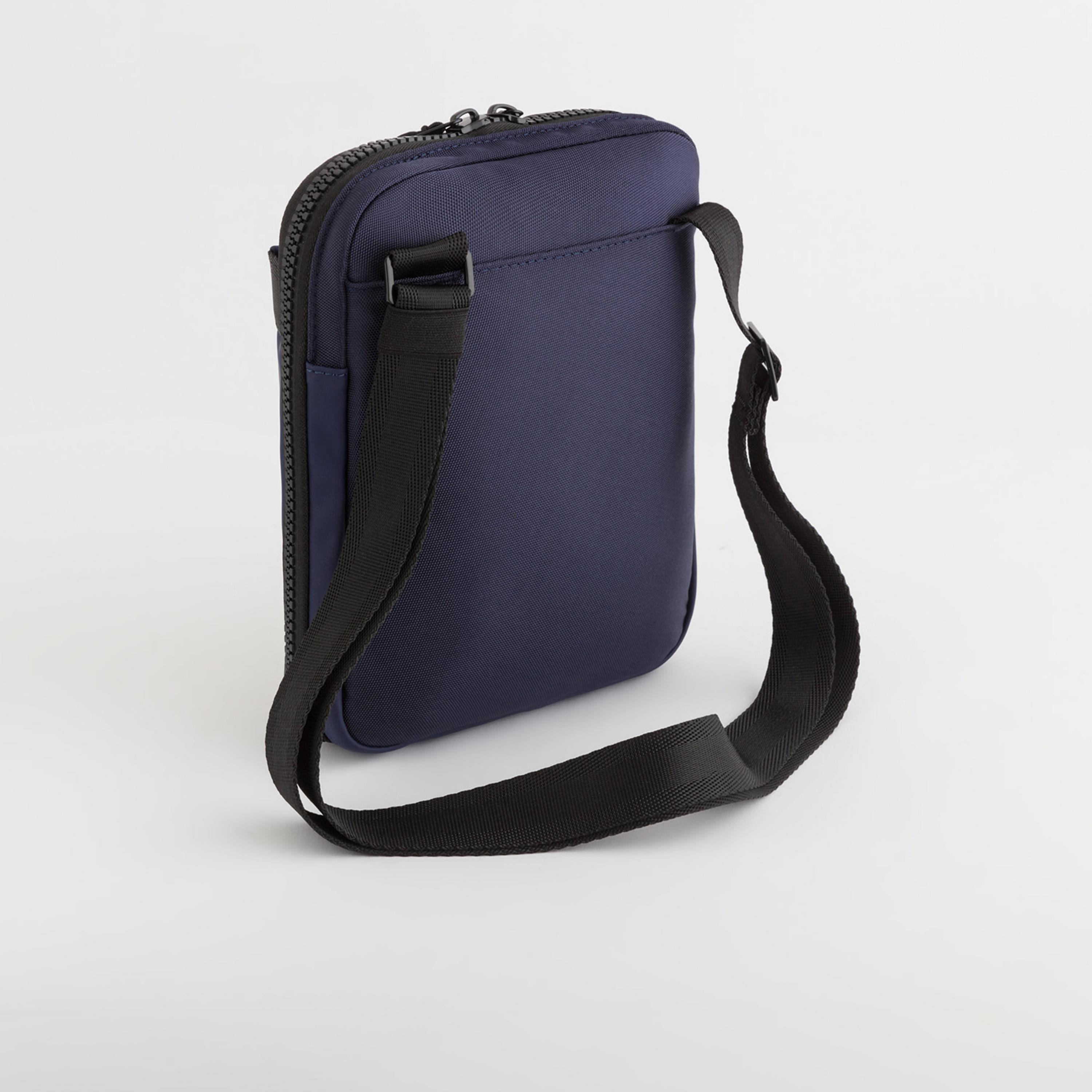 Carpisa Maverick GO Plain Shoulder Bag with Zipper closure and Adjustable Strap | 24 X 5 X 20 CM-men-bags-image-3