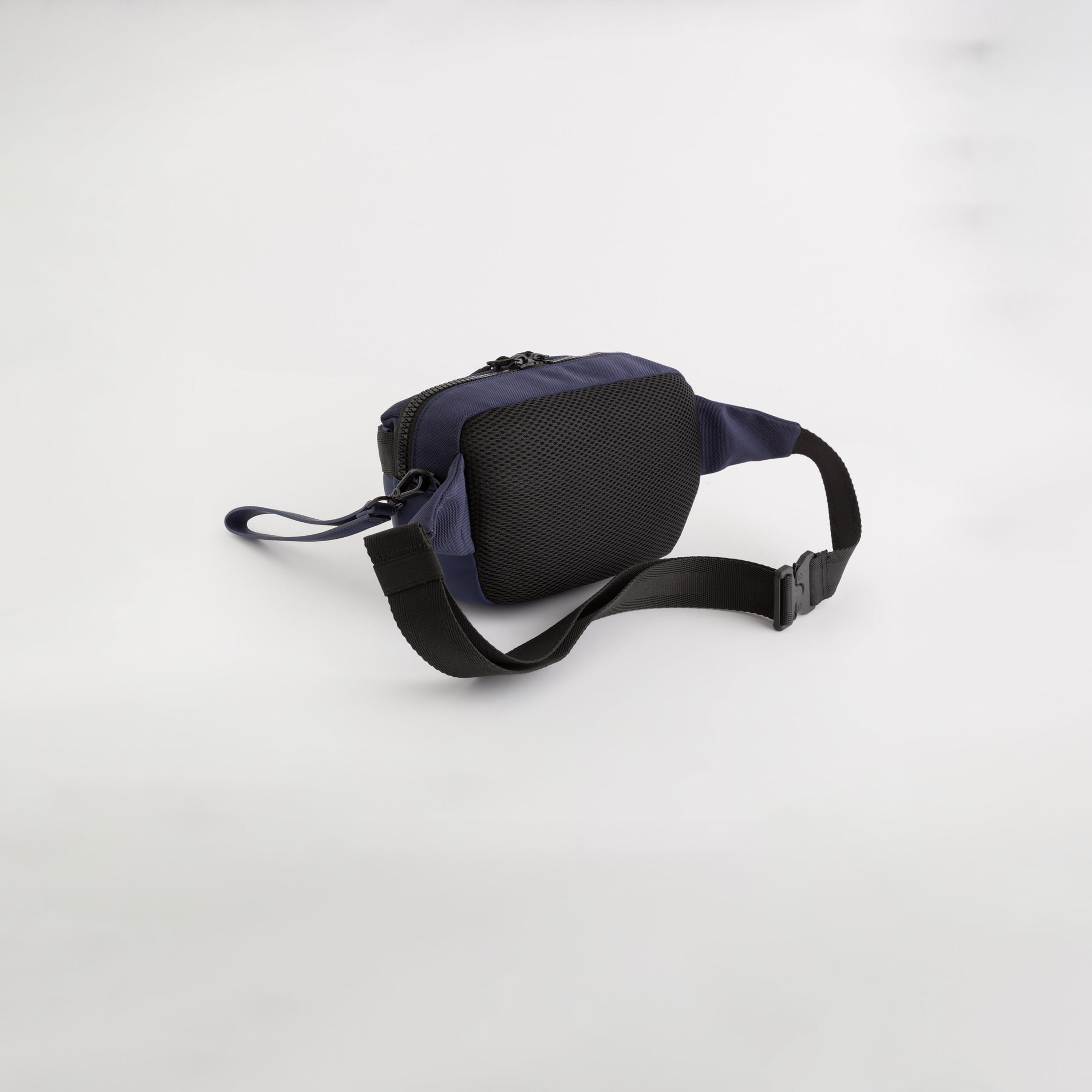 كاربيسا - شنطة خصر مافريك جو سادة بسحاب إغلاق وحزام قابل للتعديل | 26 × 6 × 16 سم-men-bags-image-4